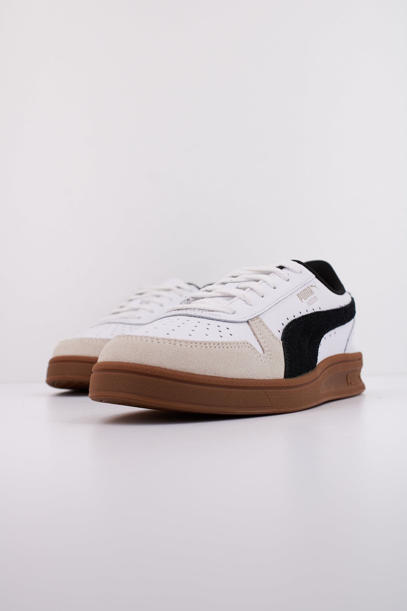 PUMA INDOOR en color BLANCO  (2)