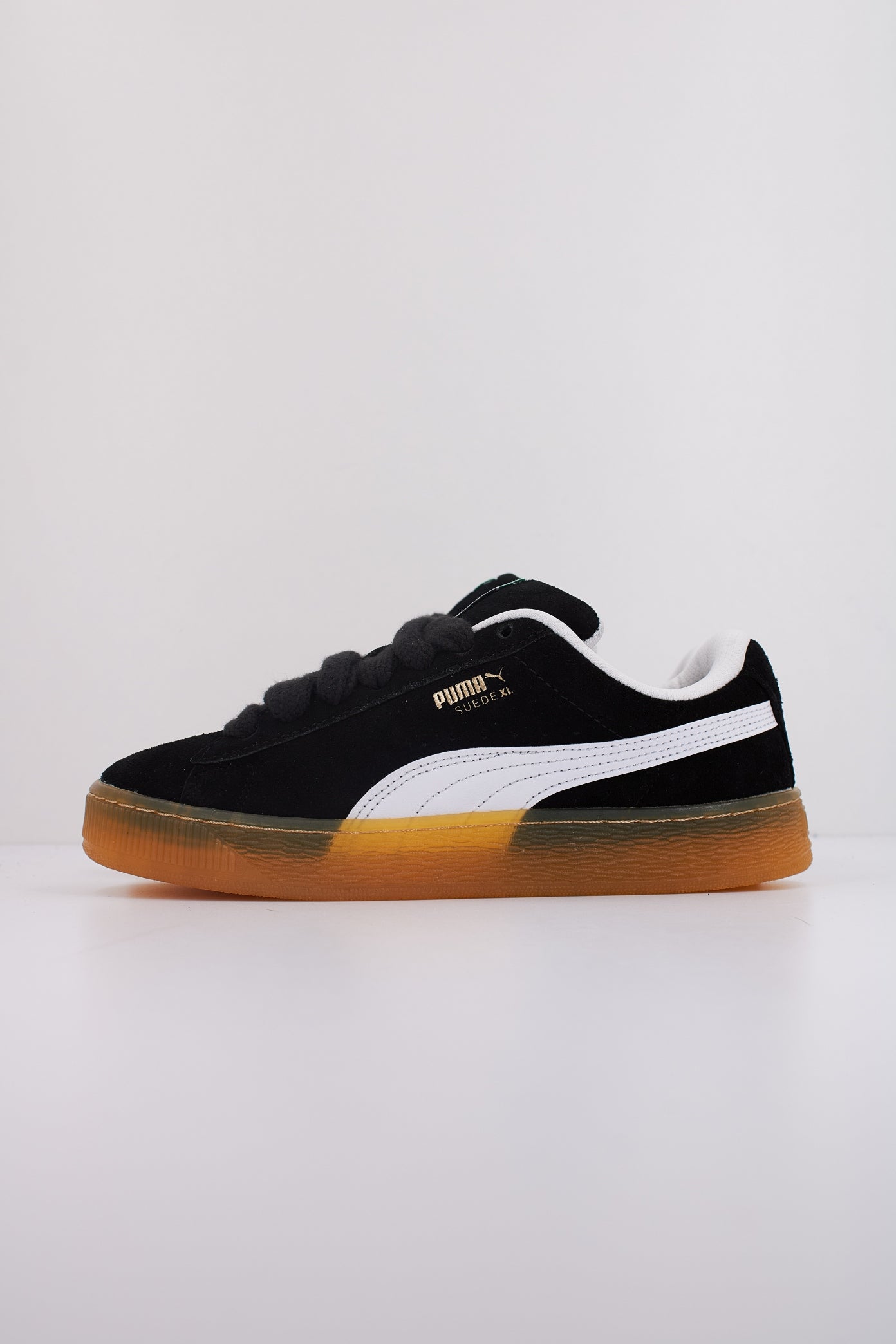 PUMA SUEDE XL DARK RISK en color NEGRO  (1)