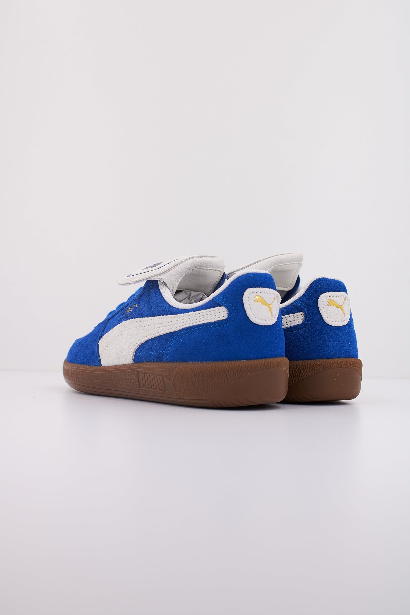 PUMA PREMIUM SUEDE en color AZUL  (4)