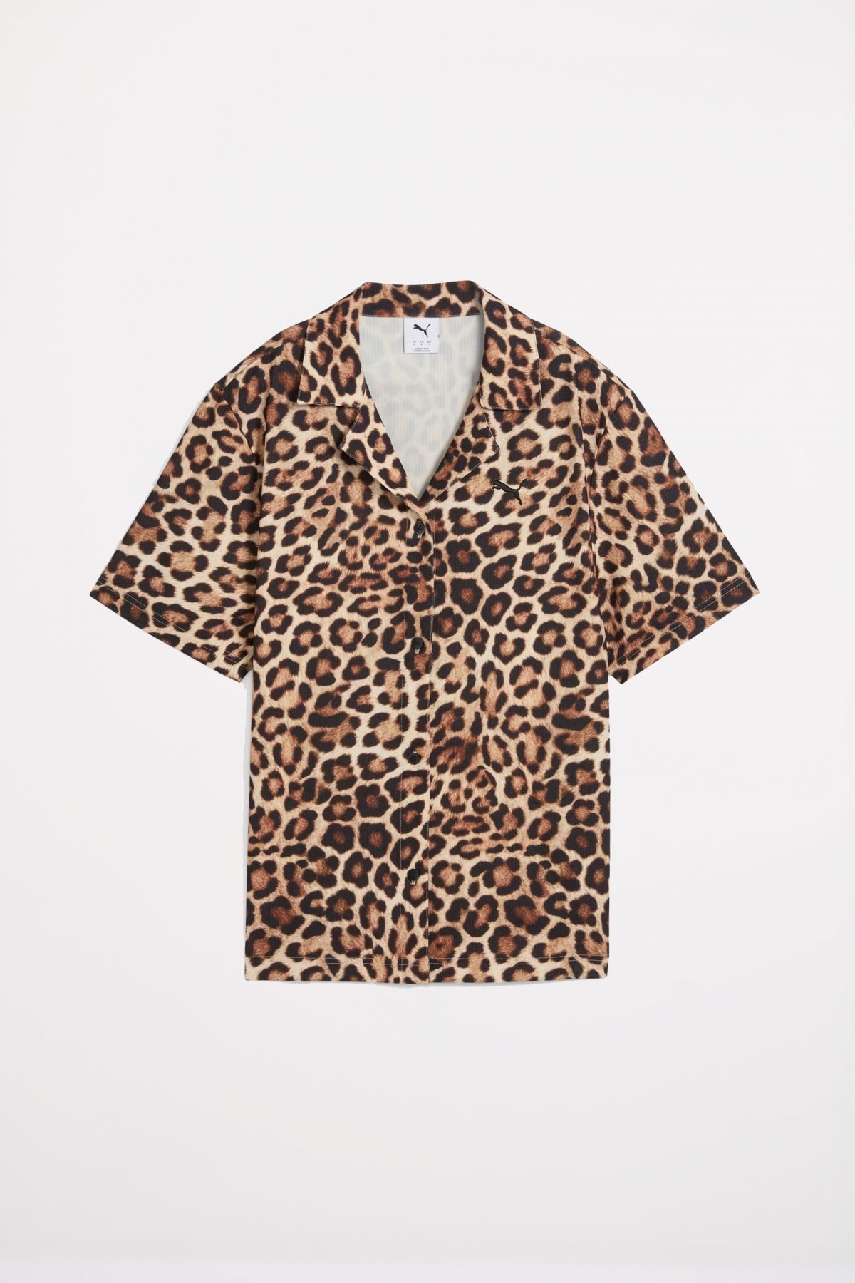 PUMA  LEO LUXE RELAXED AOP SHIRT en color ANIMAL PRINT  (2)