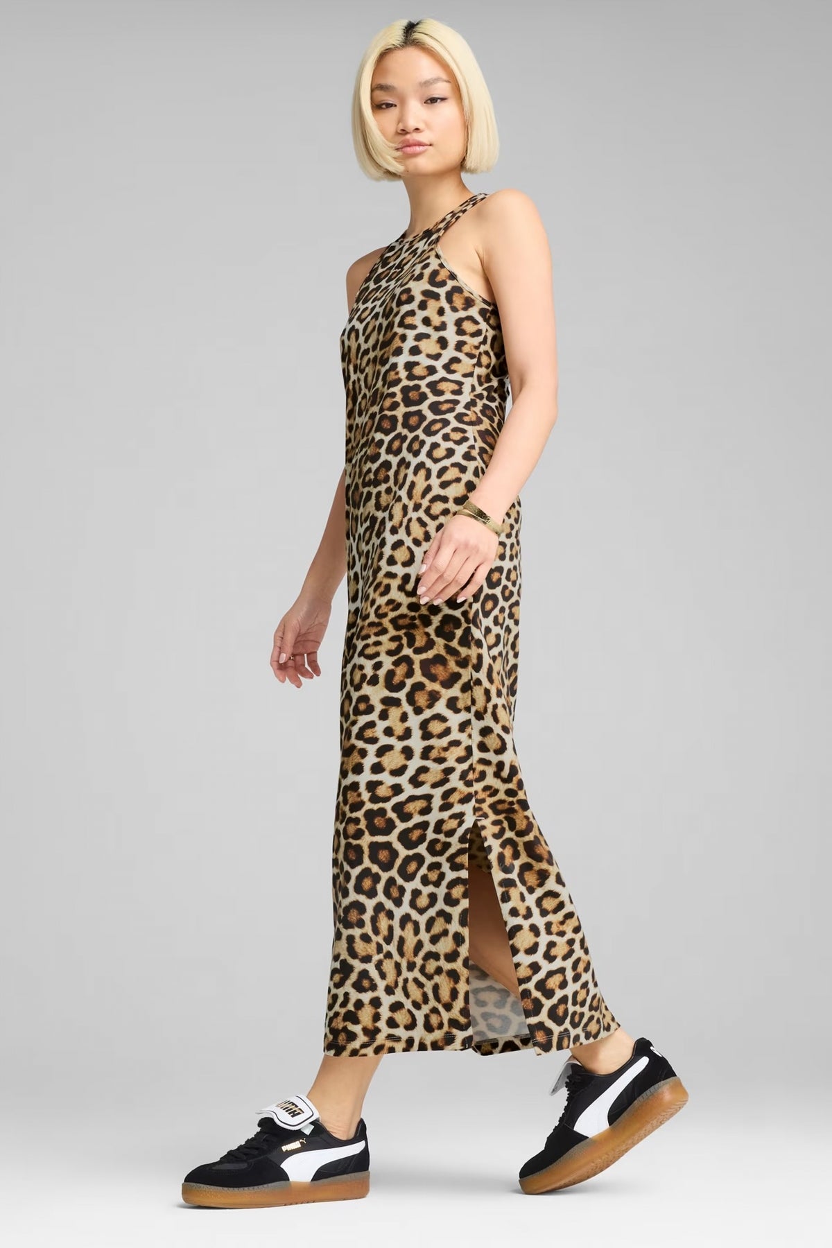 PUMA LEO LUXE SLIM AOP DRESS en color ANIMAL PRINT  (1)