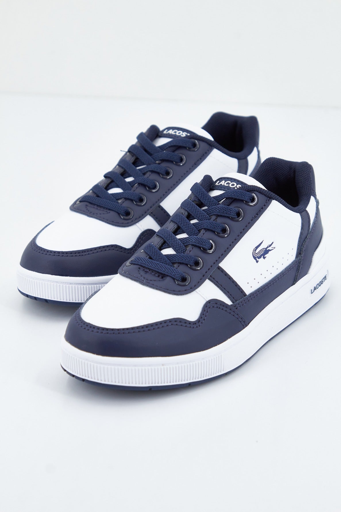 LACOSTE COURT SNKR-SUC en color AZUL  (1)