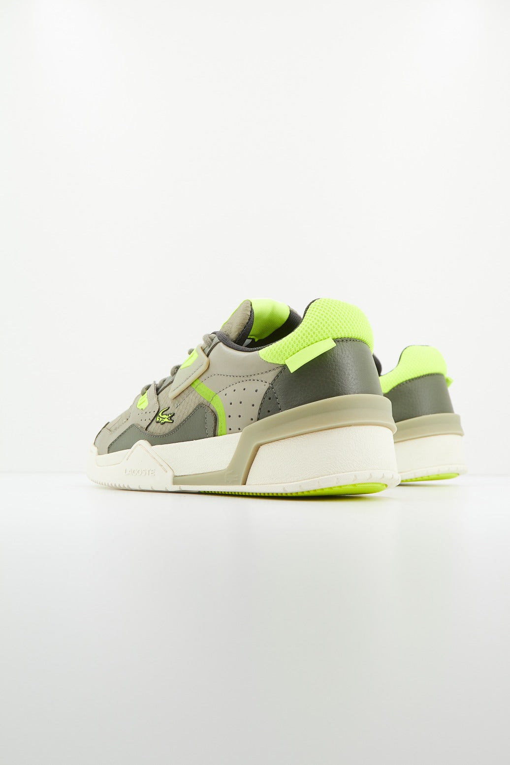 LACOSTE LT    SMA en color VERDE  (3)