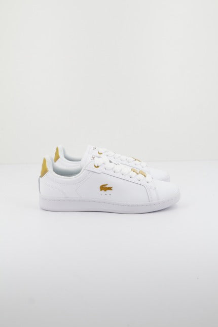 LACOSTE CARNABY PRO   SFA en color BLANCO  (2)