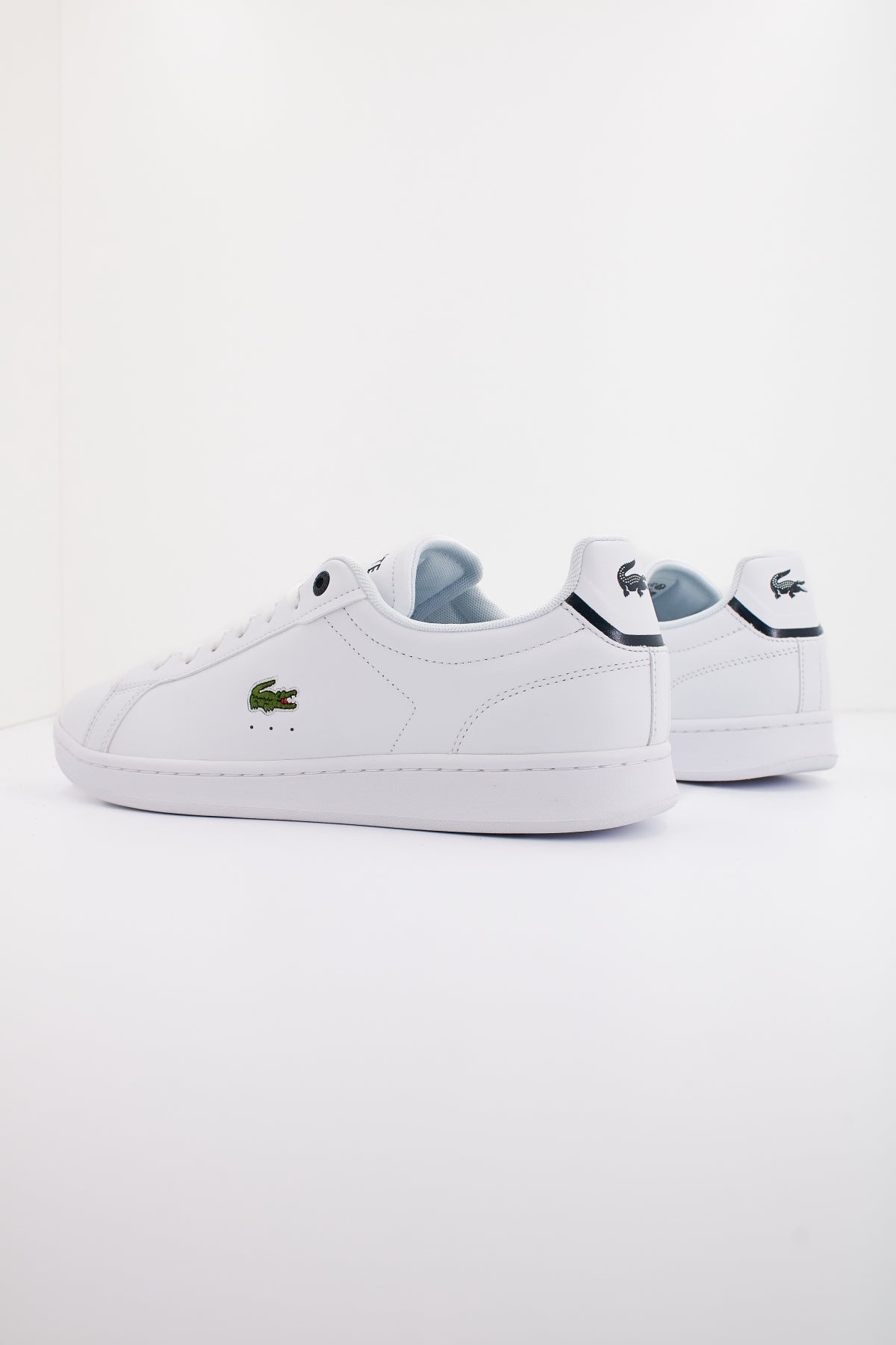 LACOSTE CARNABY PRO BL LEATHER TO en color BLANCO  (3)