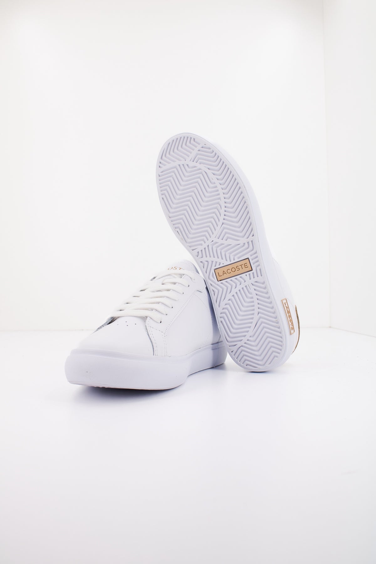 LACOSTE POWERCOURT LOGO TONGUE LE en color BLANCO  (4)