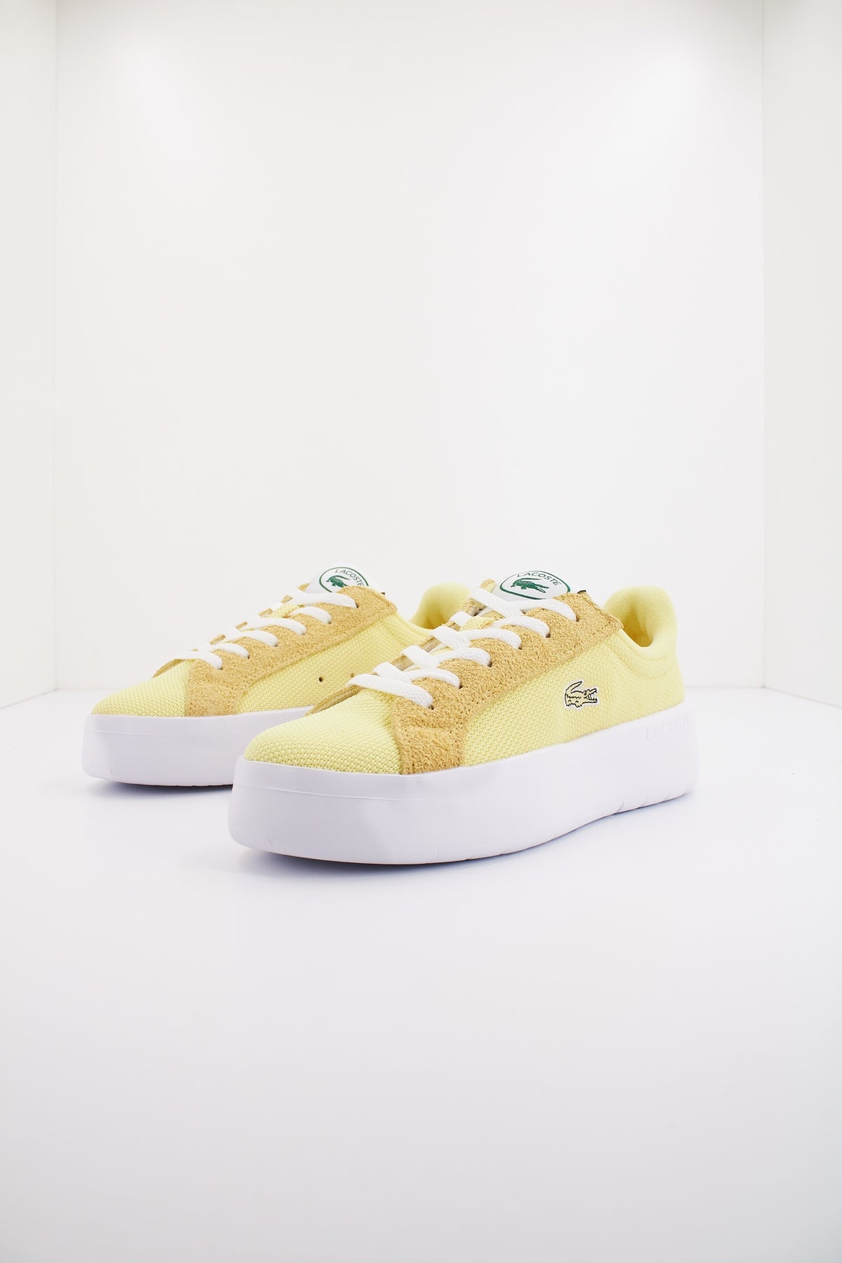 LACOSTE CARNABY PLATFORM LITE TEX en color AMARILLO  (2)