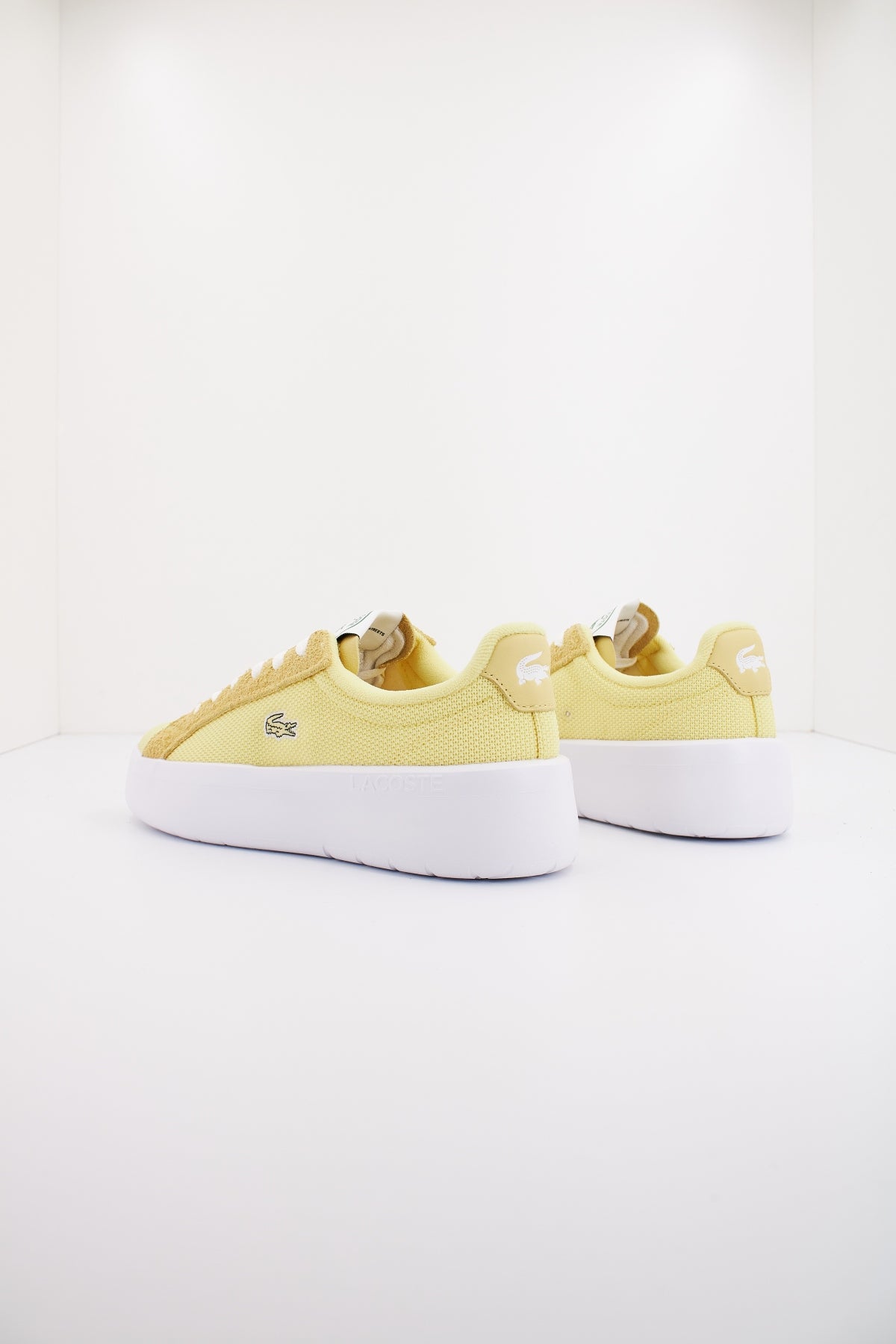 LACOSTE CARNABY PLATFORM LITE TEX en color AMARILLO  (3)