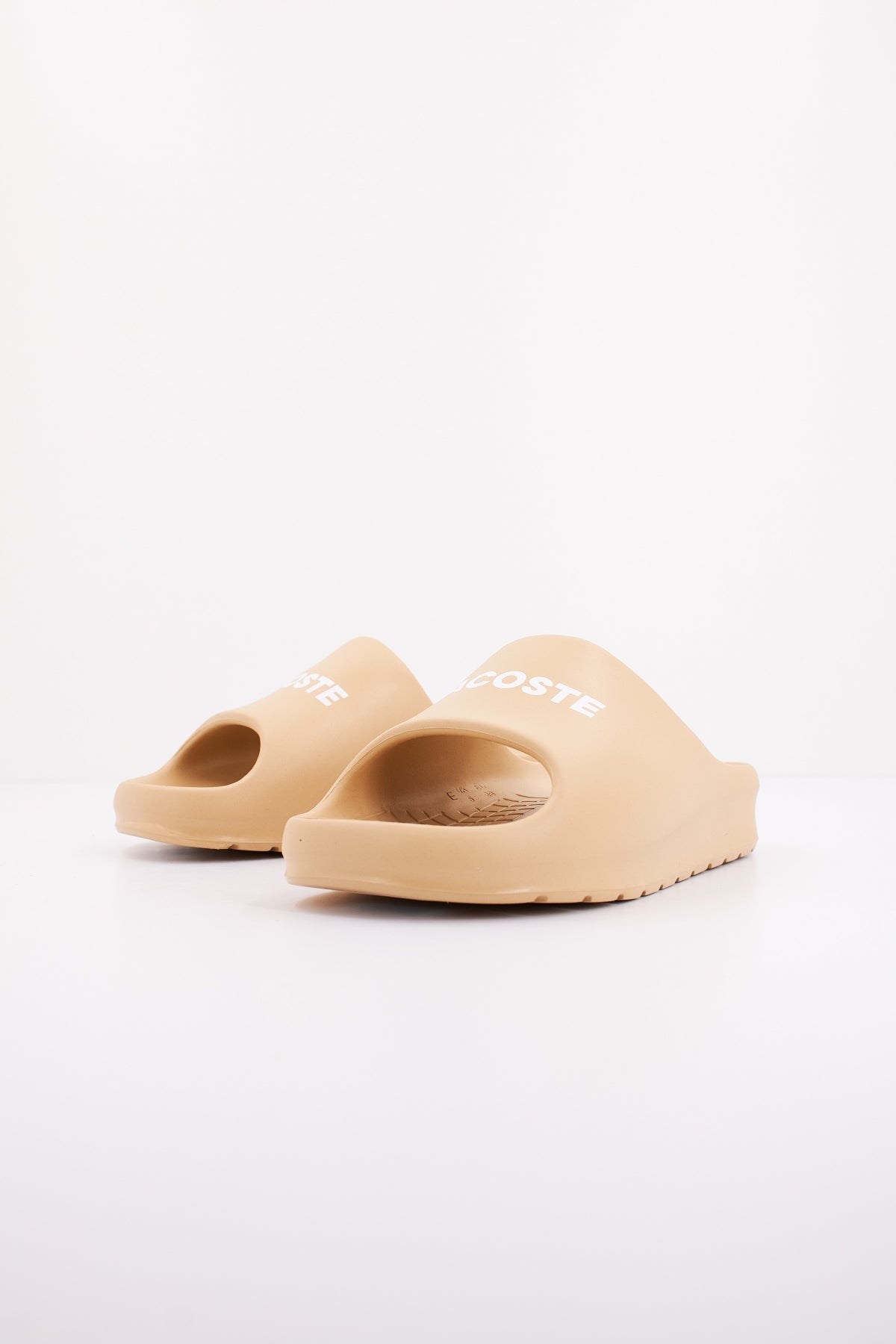 LACOSTE SERVE SLIDE . SYNTHETIC en color MARRON  (2)