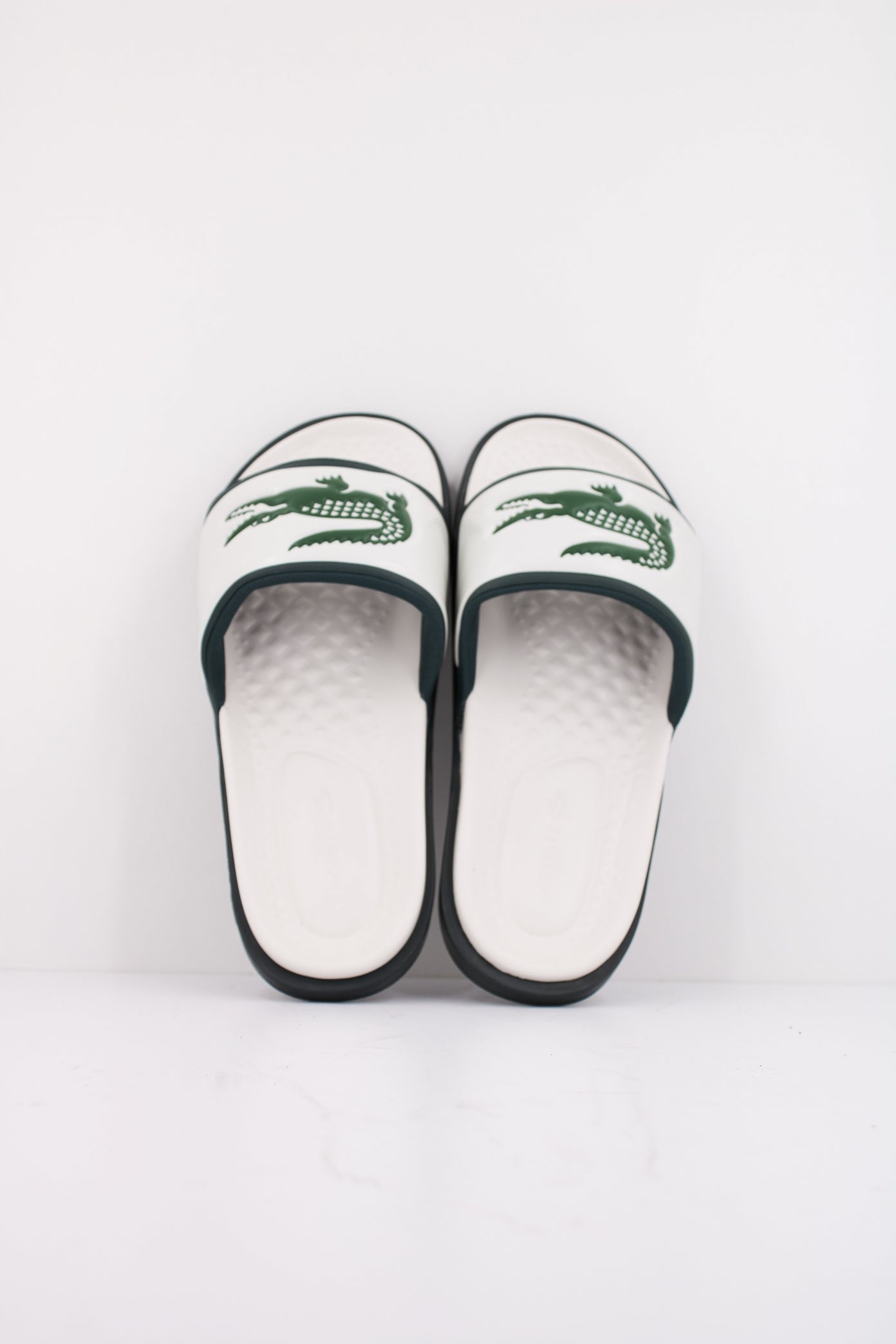 LACOSTE  SERVE SLIDE DUAL SYNTHETI en color BLANCO  (3)