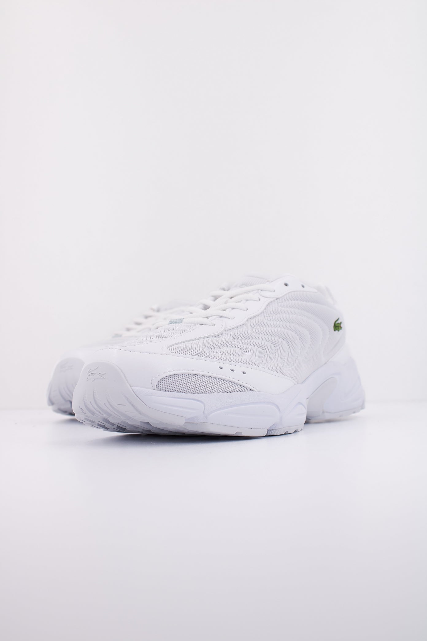 LACOSTE  STORM  K LITE SN en color BLANCO  (2)