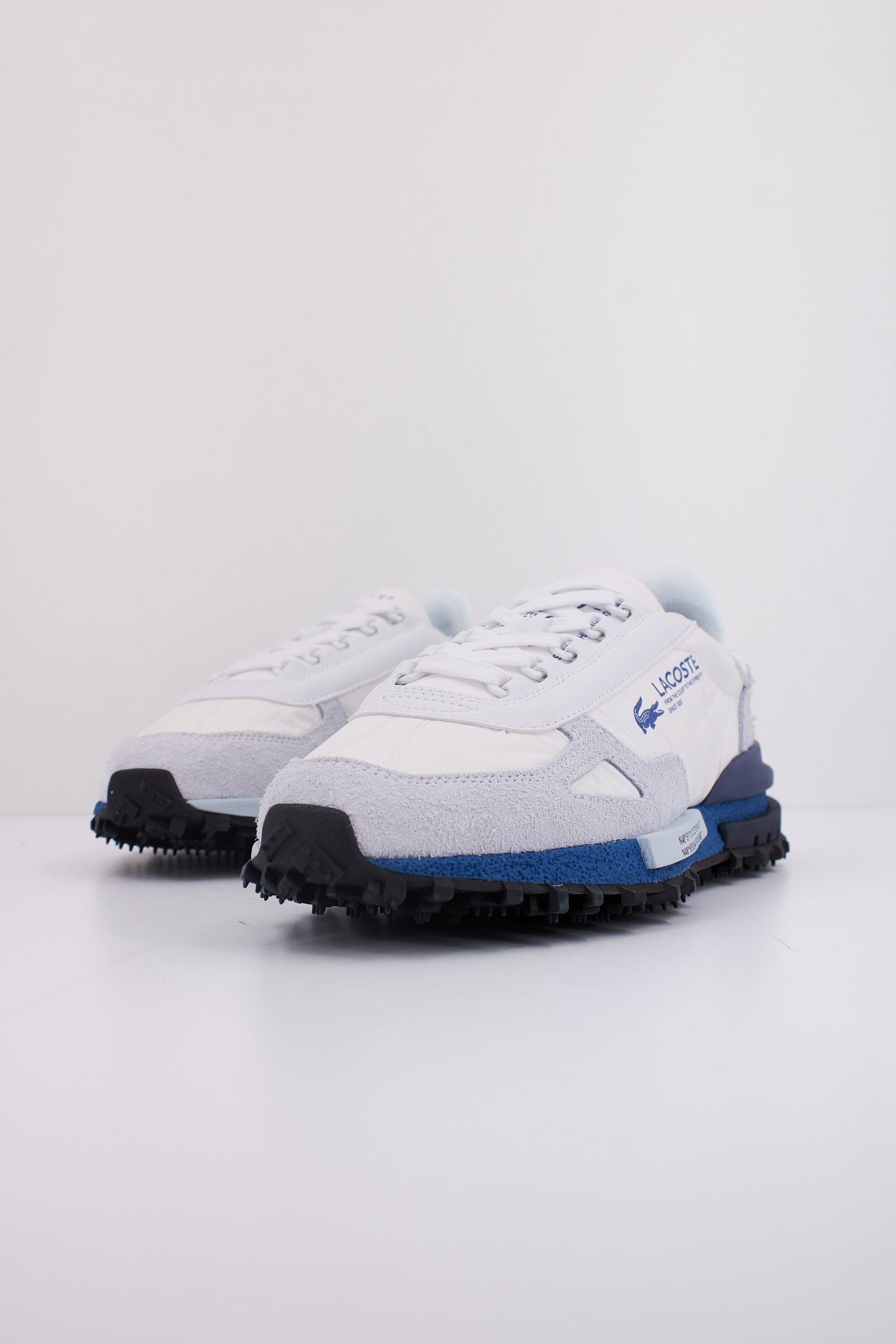 LACOSTE ELITE ACTIVE en color BLANCO  (2)