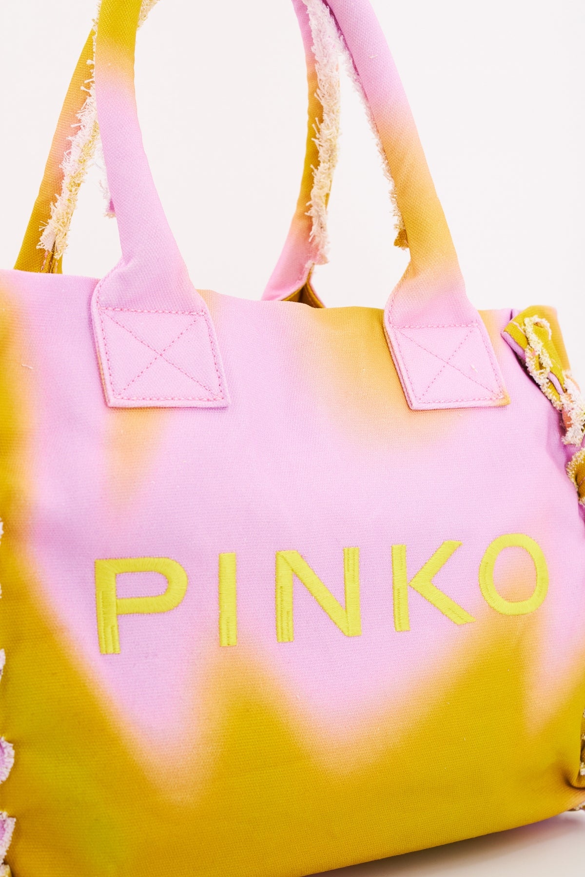 PINKO  en color ROSA  (4)