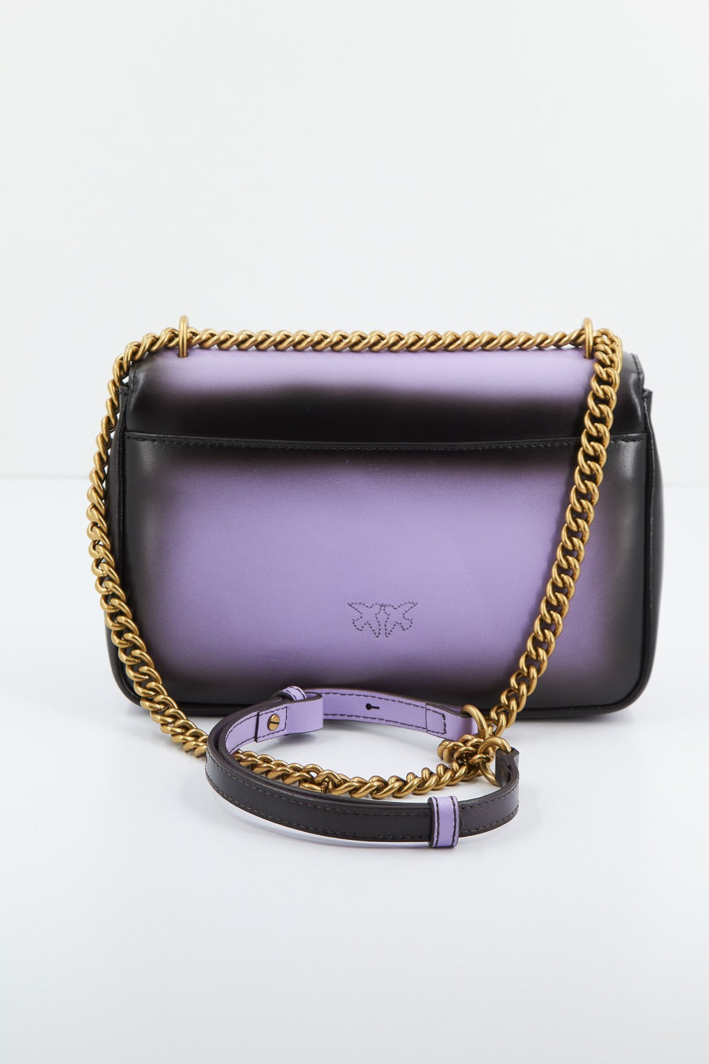 PINKO CUPIDO MESSENGER CLASSIC en color VIOLETA  (3)