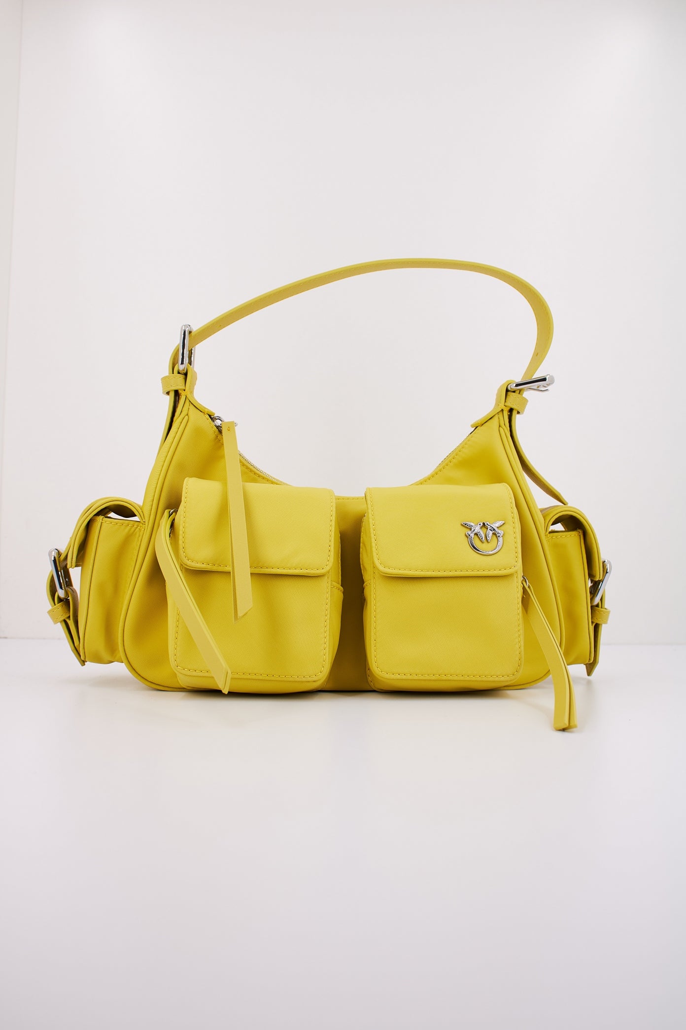 PINKO CARGO BAG en color AMARILLO  (1)