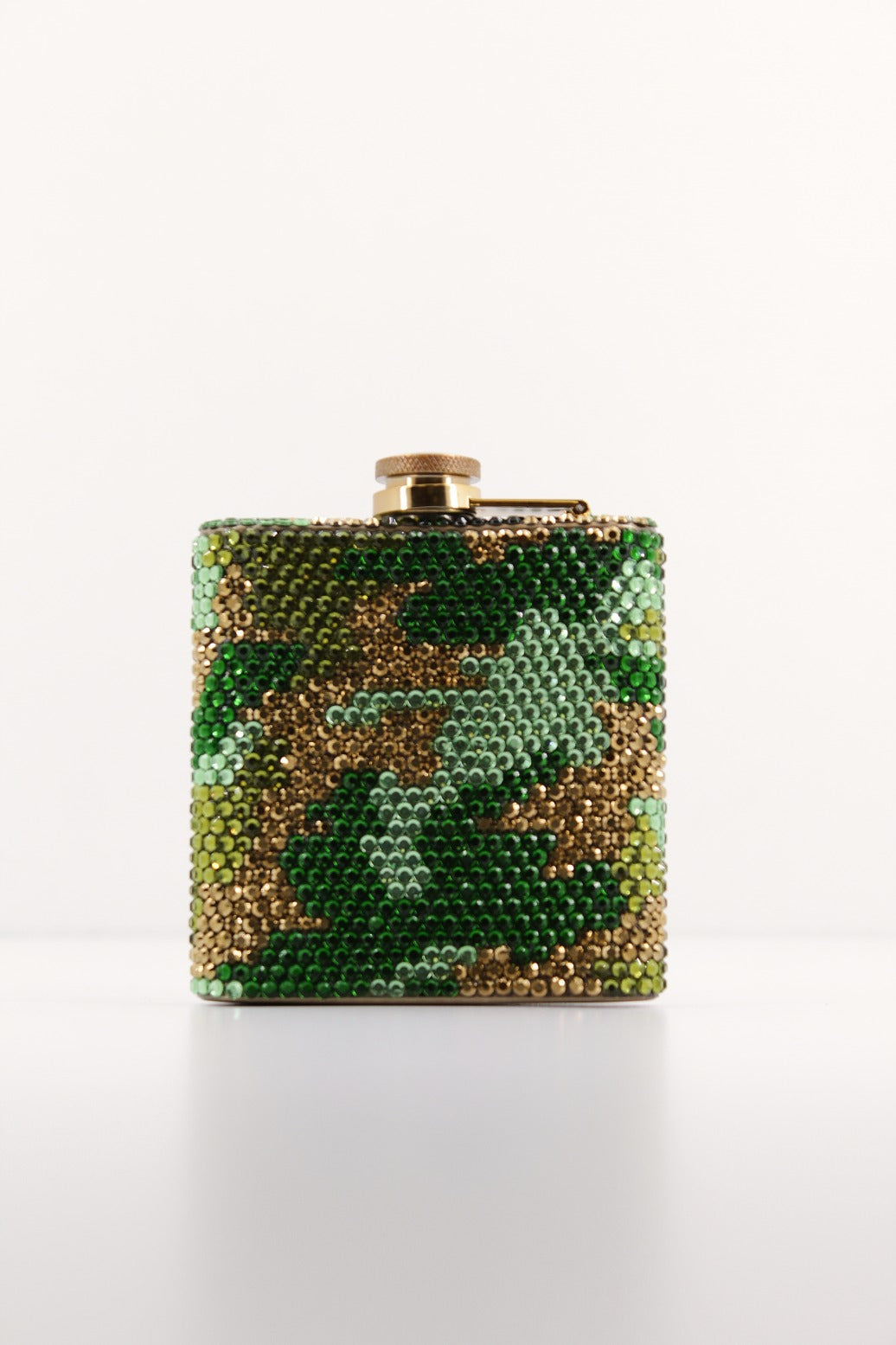 KURT GEIGER LONDON CRYSTAL FLASK en color VERDE  (1)