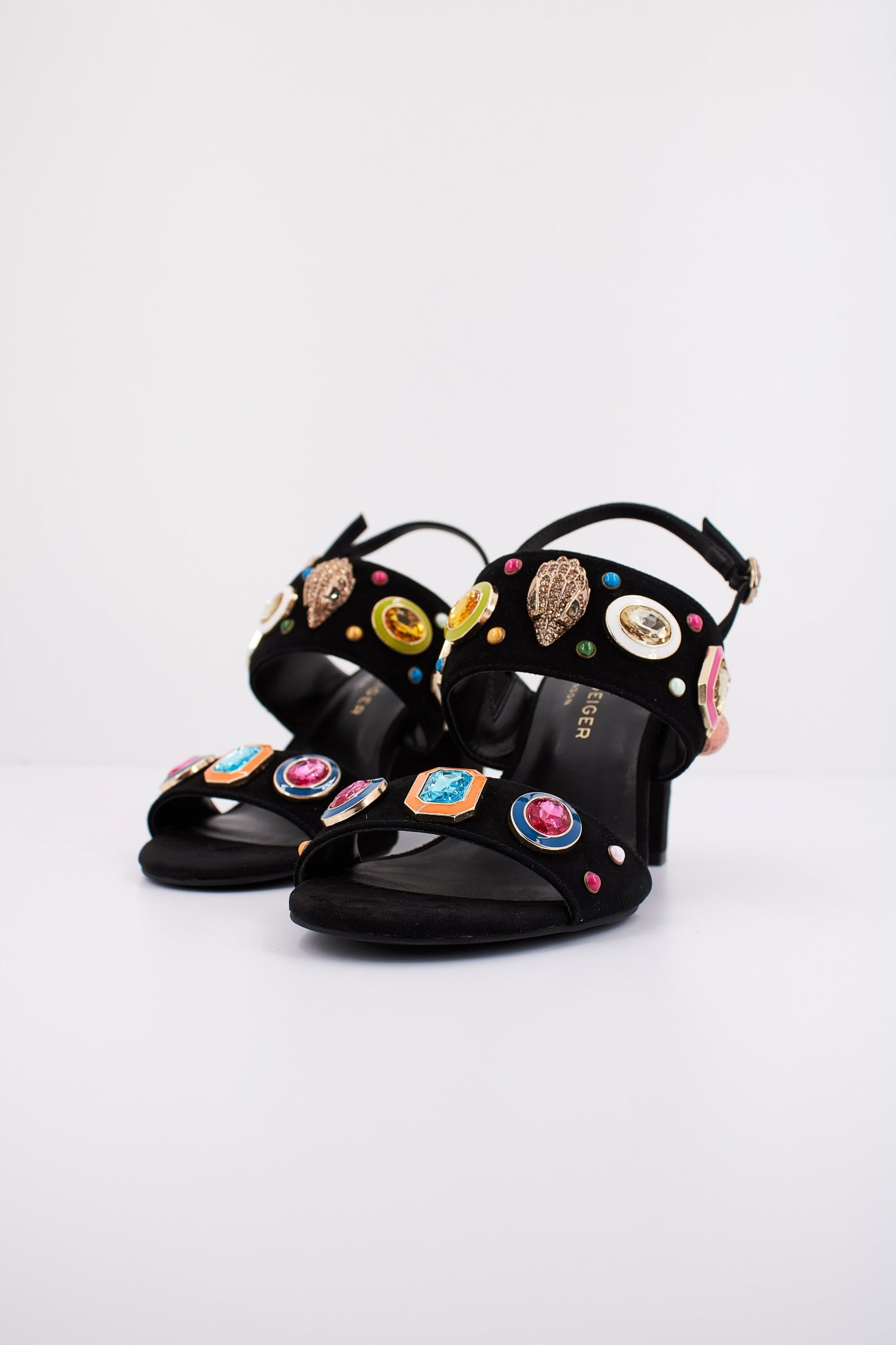 KURT GEIGER LONDON MULTI GEM BLOCK SANDAL en color NEGRO  (2)