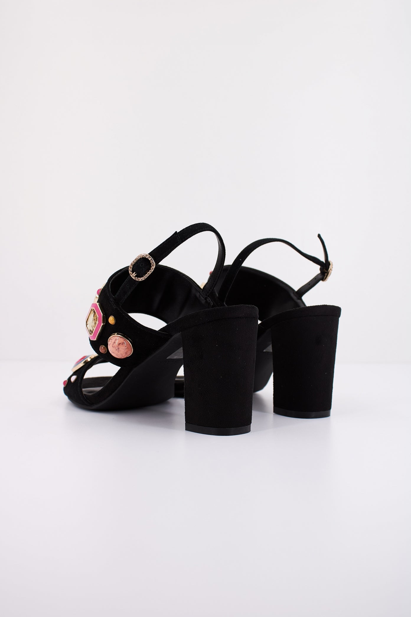 KURT GEIGER LONDON MULTI GEM BLOCK SANDAL en color NEGRO  (4)