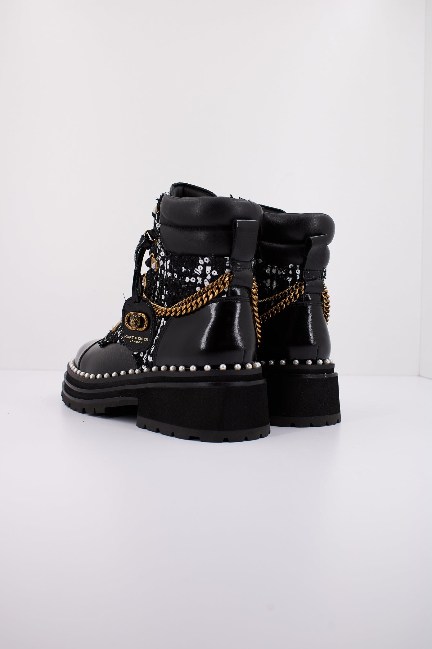 KURT GEIGER LONDON CHELSEA COMBAT BOOT en color NEGRO  (4)