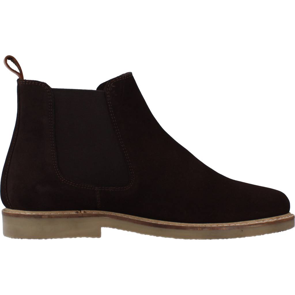 KICKERS  COW SUEDE en color MARRON  (4)