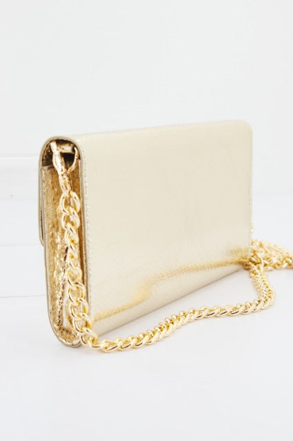 MENBUR M BOLSO CARTERA METALIZADO ANI en color ORO  (2)