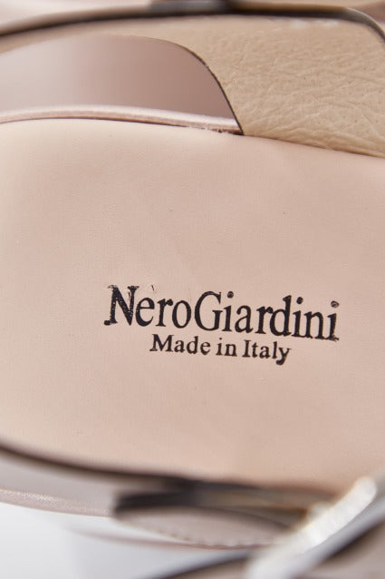 NERO GIARDINI ED  en color BLANCO  (4)