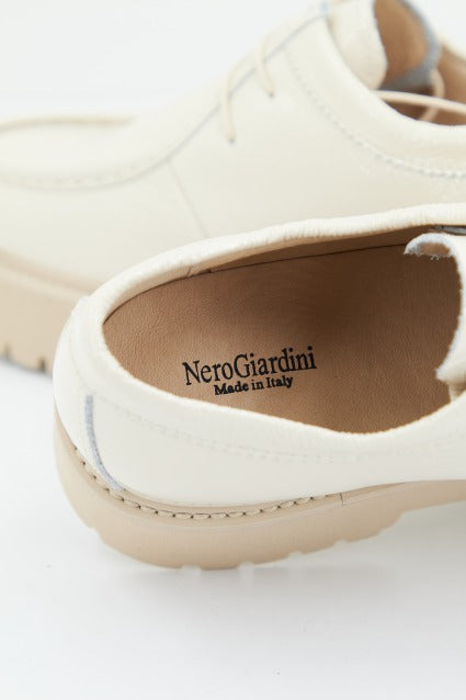 NERO GIARDINI ID  en color BLANCO  (4)