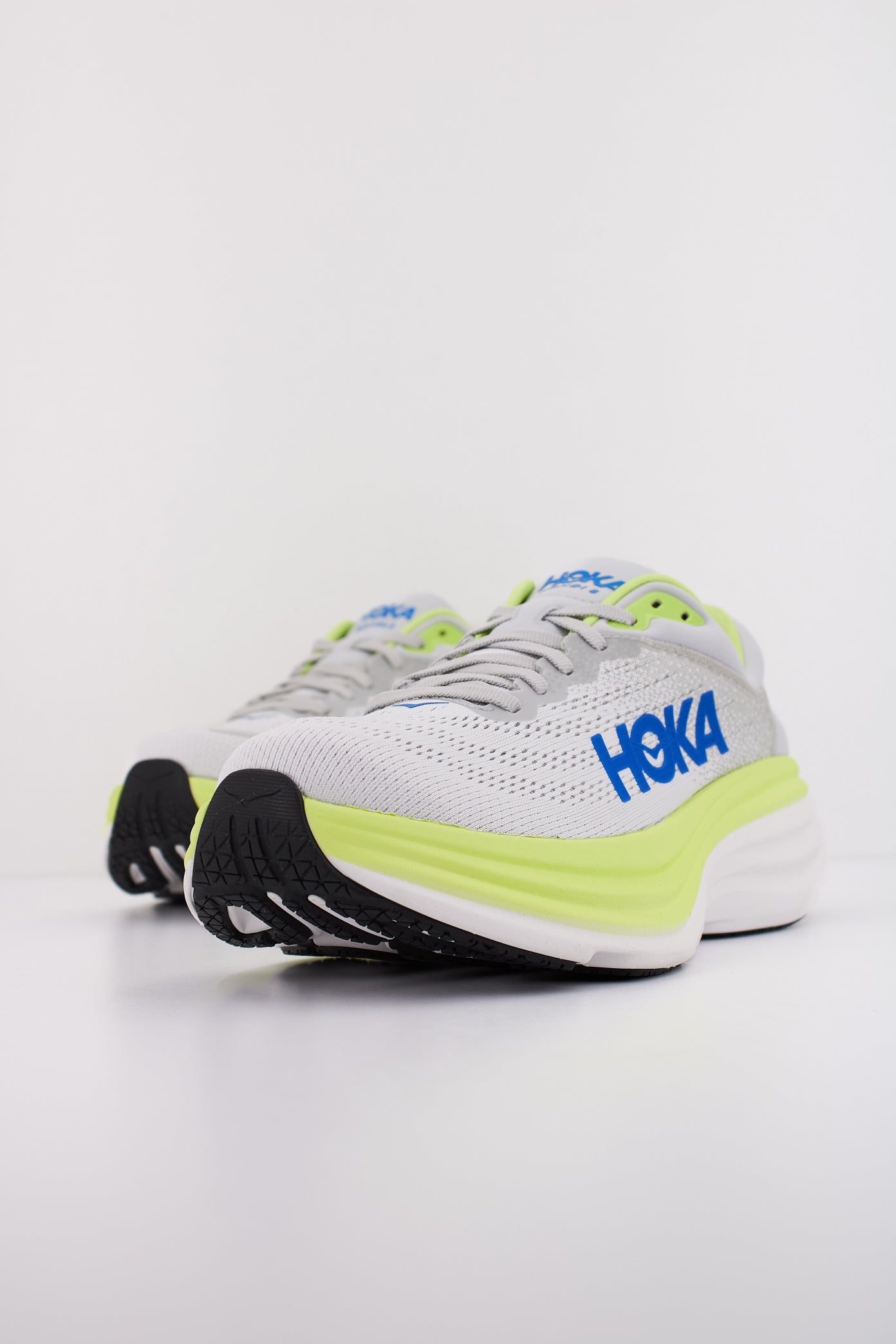 HOKA  BONDI  en color AMARILLO  (2)