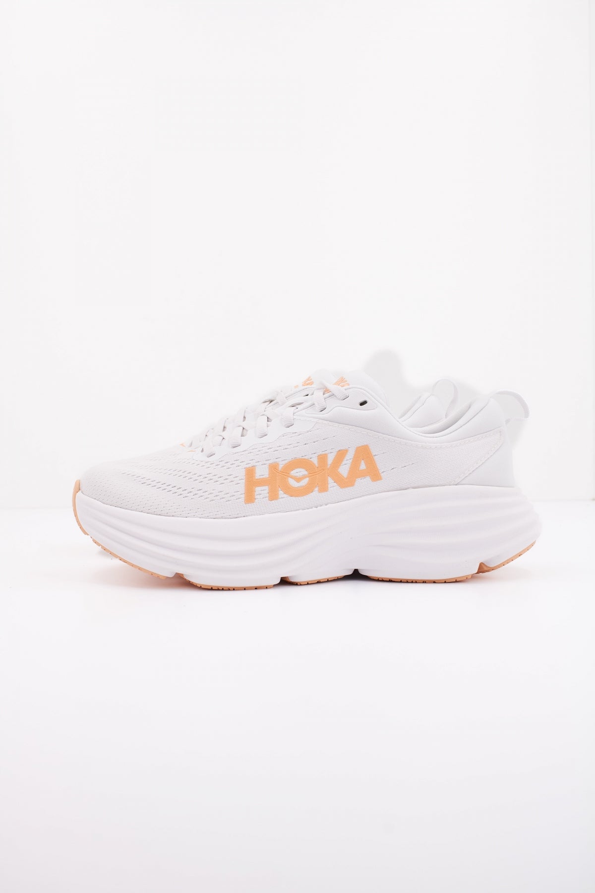 HOKA W BONDI  en color BLANCO  (1)