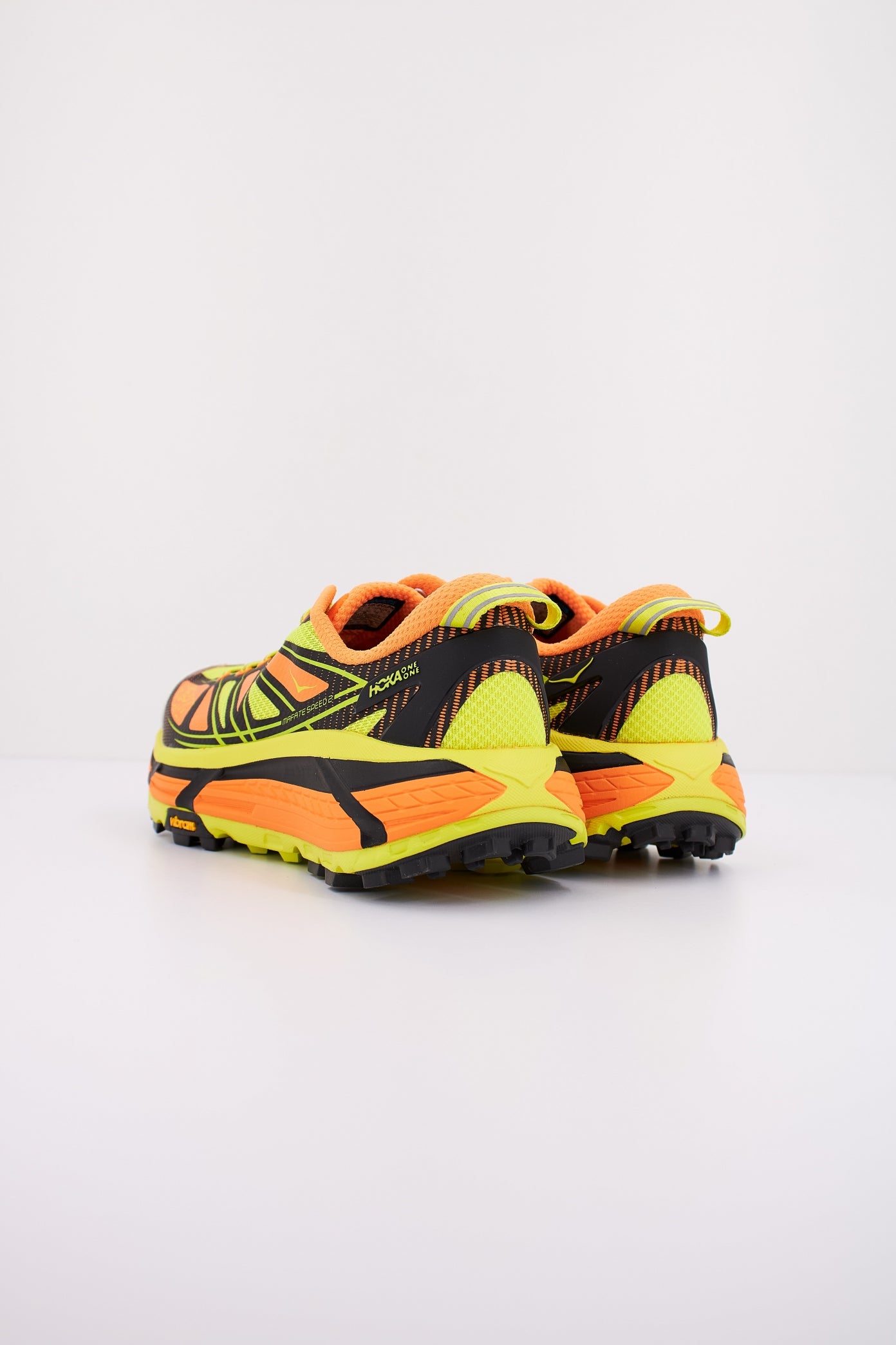 HOKA U MAFATE SPEED  en color NARANJA  (4)