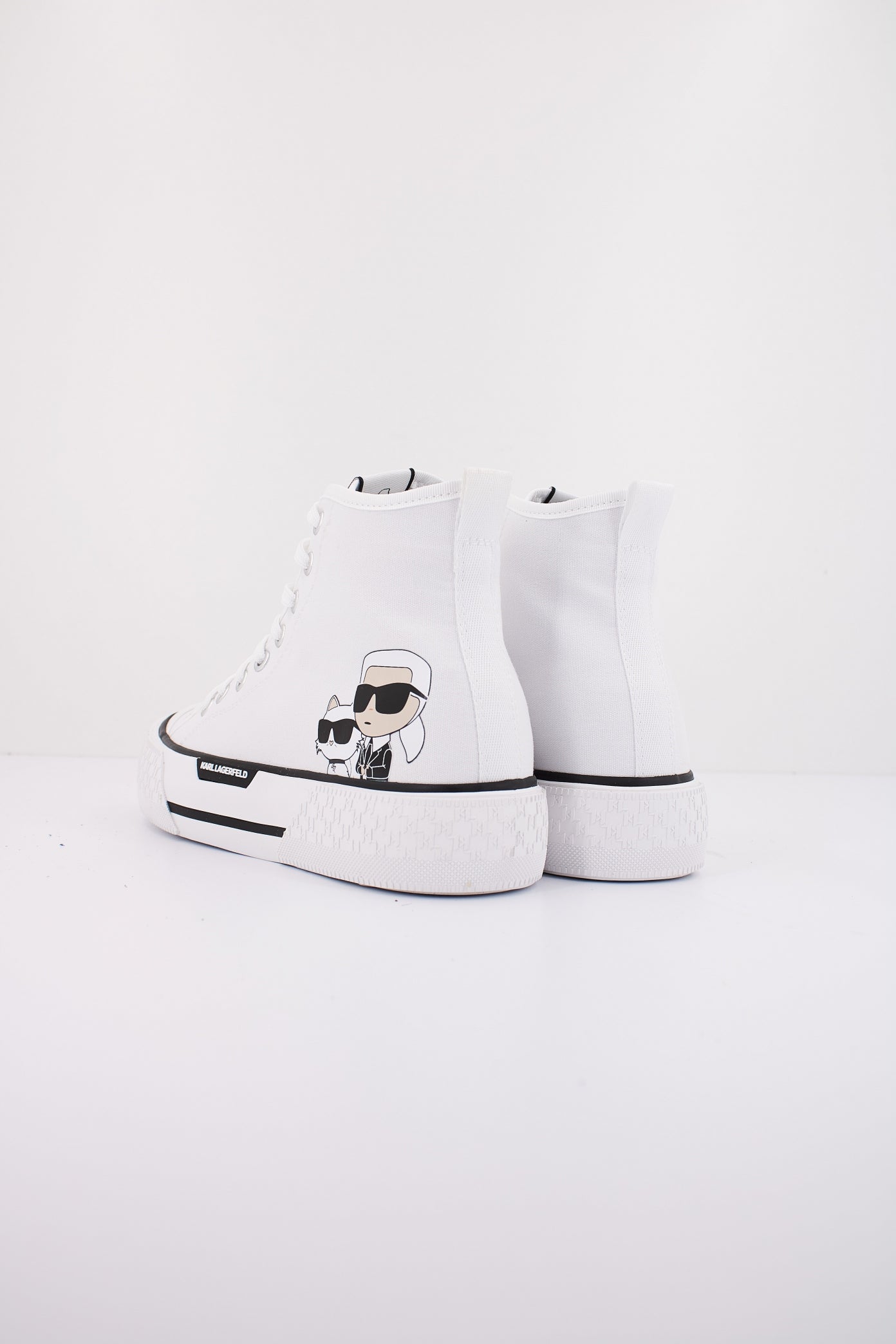 KARL LAGERFELD KAMPUS MAX III TWIN NFT HI en color BLANCO  (4)