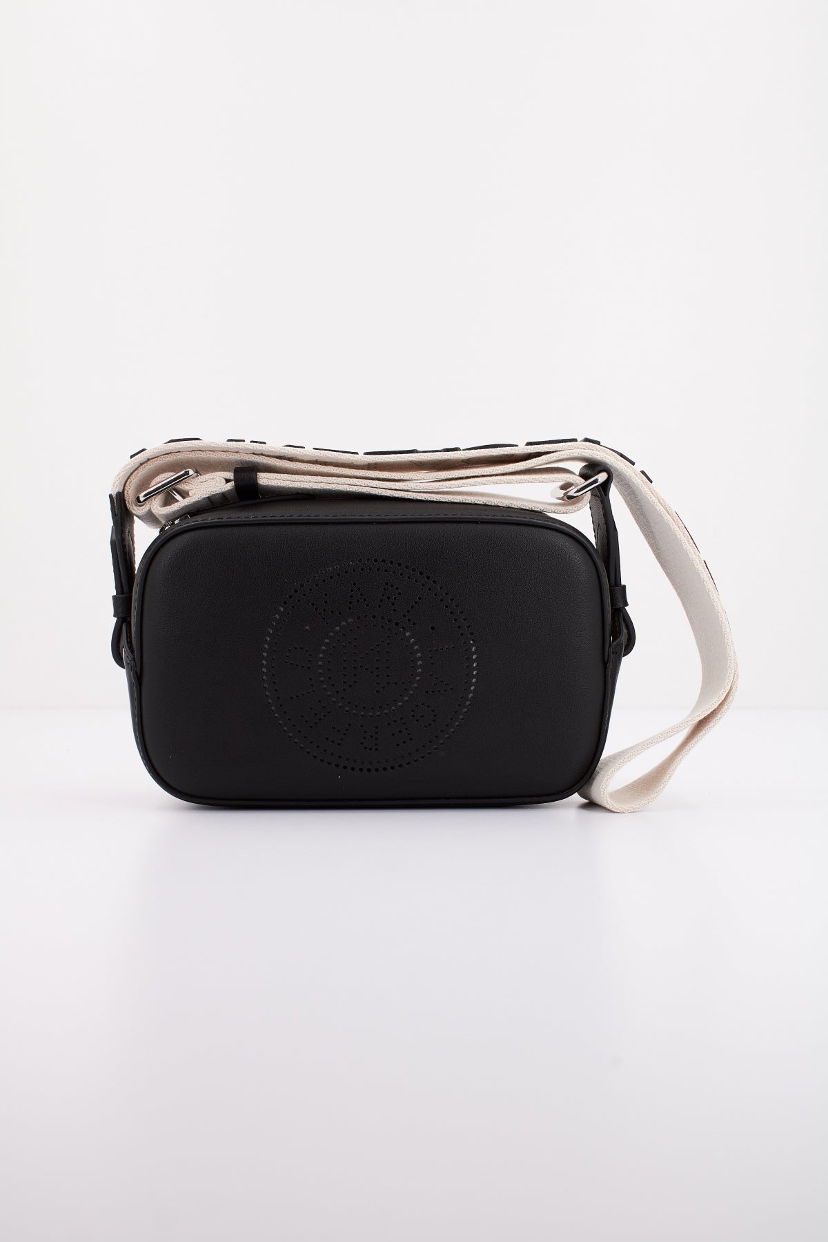 KARL LAGERFELD K/CIRCLE CAMERABAG PERFORA en color NEGRO  (3)