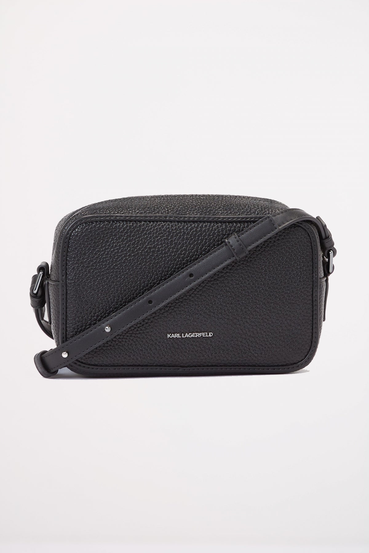 KARL LAGERFELD SKUARE CAMERA BAG GRAINY en color NEGRO  (2)