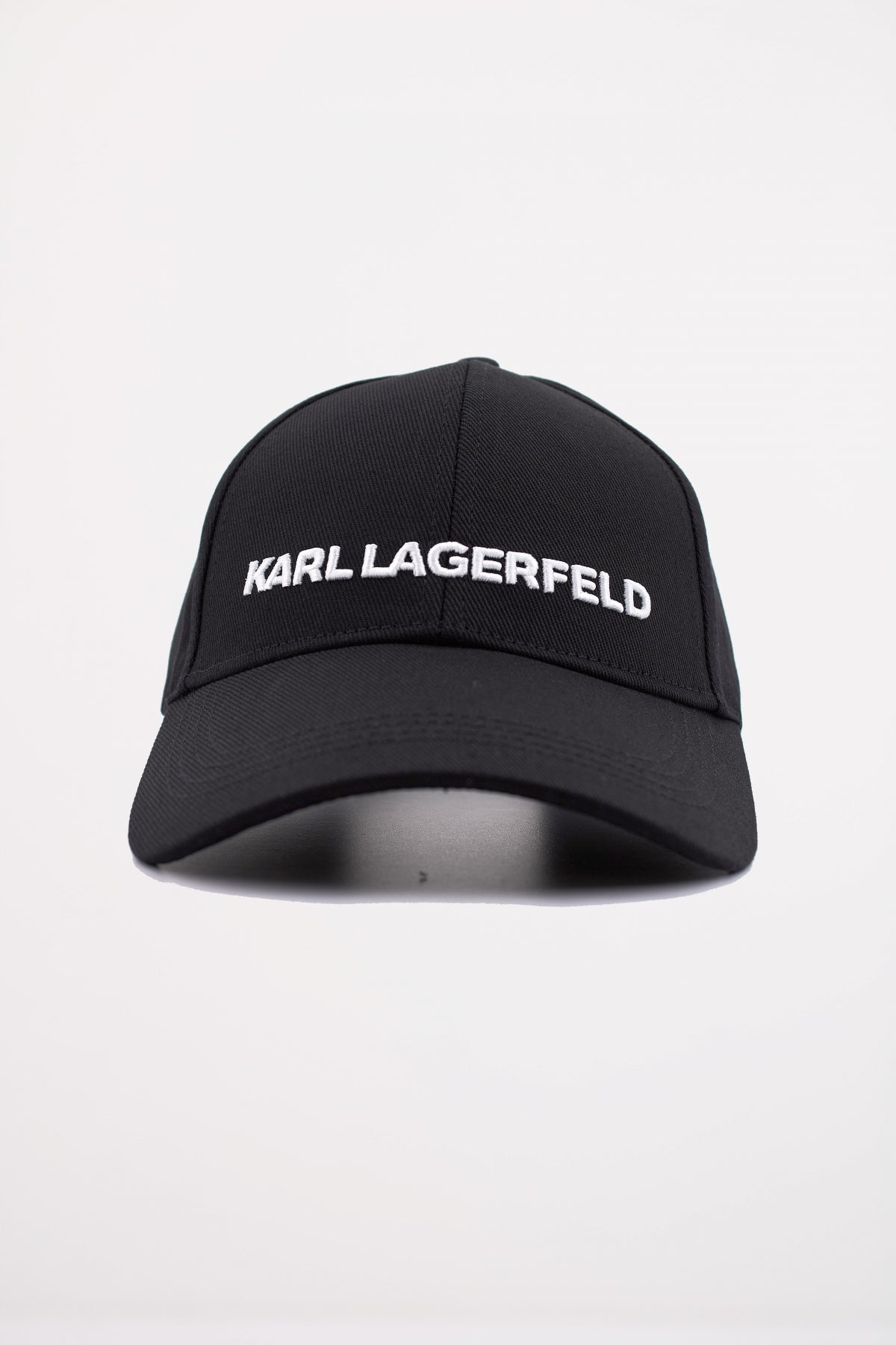 KARL LAGERFELD ESSENTIAL CAP en color NEGRO  (1)