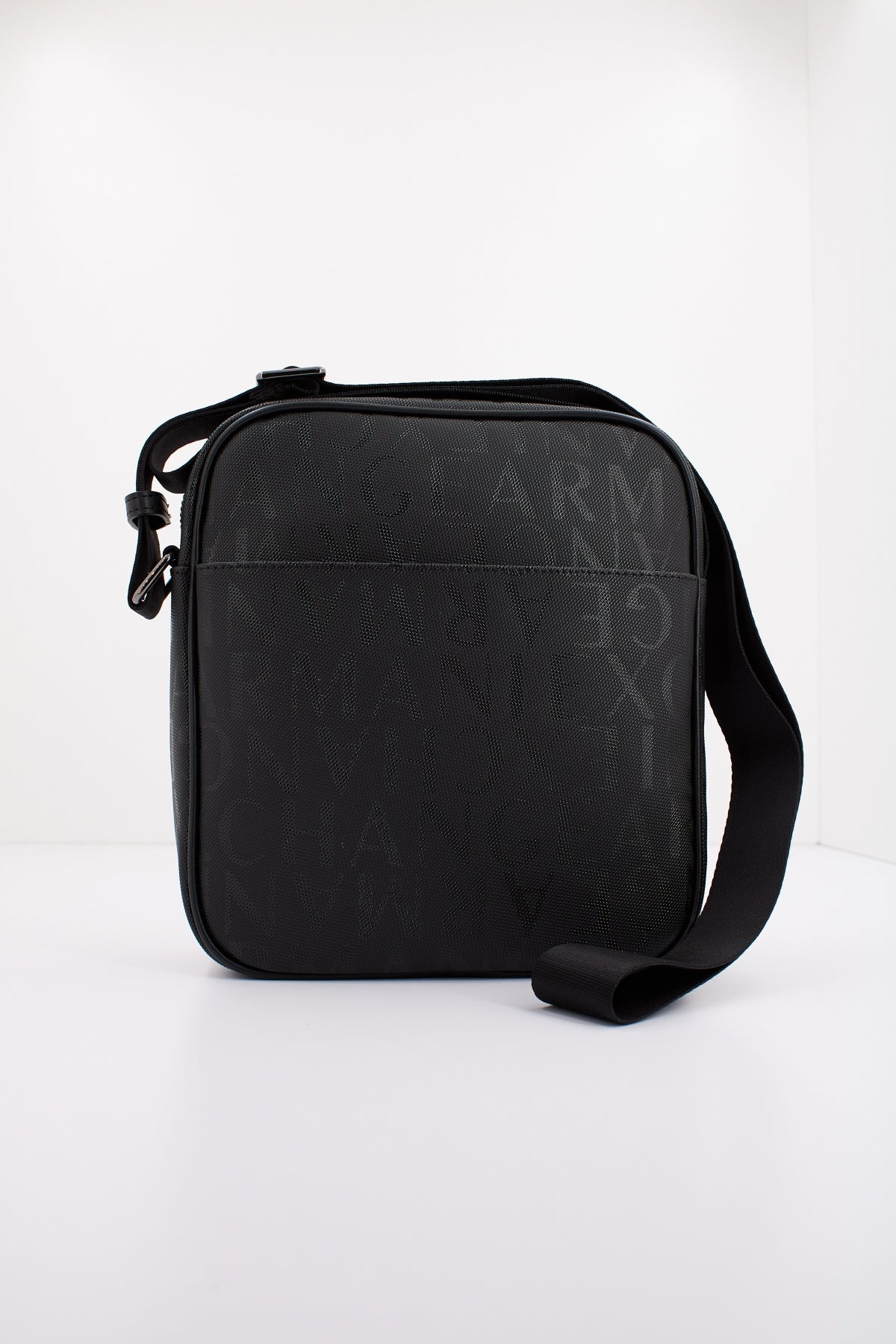 ARMANI EXCHANGE  CC en color NEGRO  (3)