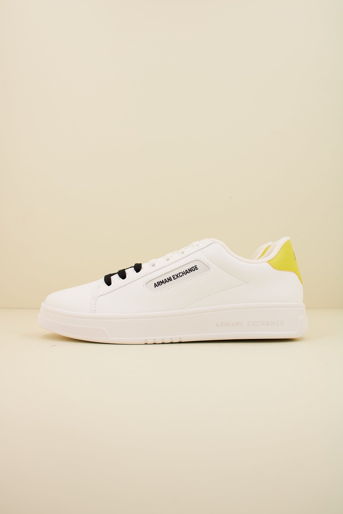 ARMANI EXCHANGE XUX XV en color BLANCO  (1)