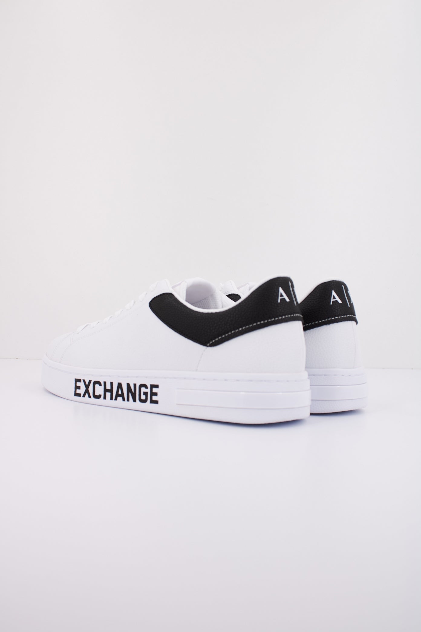 ARMANI EXCHANGE XUX XV en color BLANCO  (4)