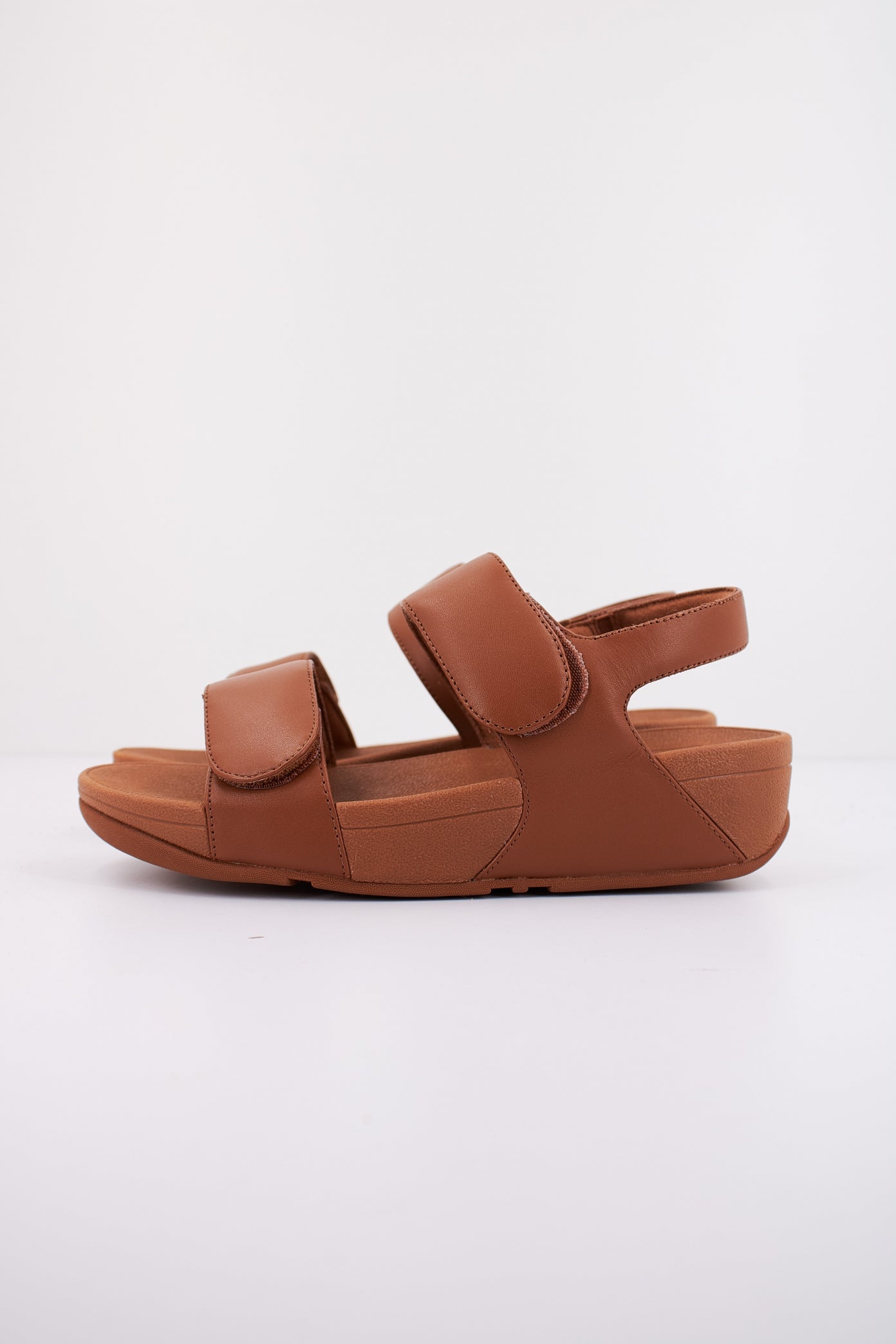 FITFLOP FV  en color MARRON  (1)