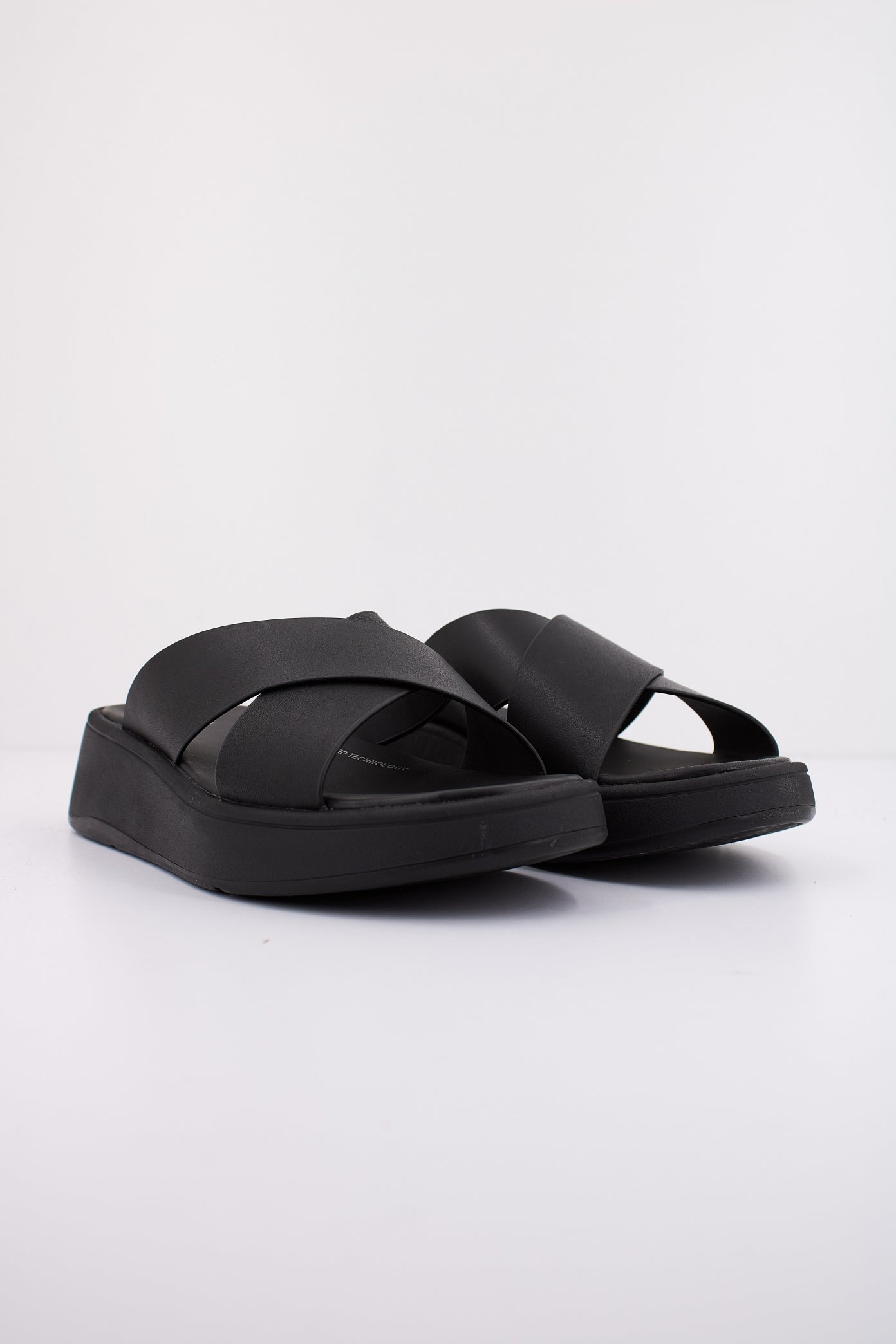 FITFLOP FW  W en color NEGRO  (2)