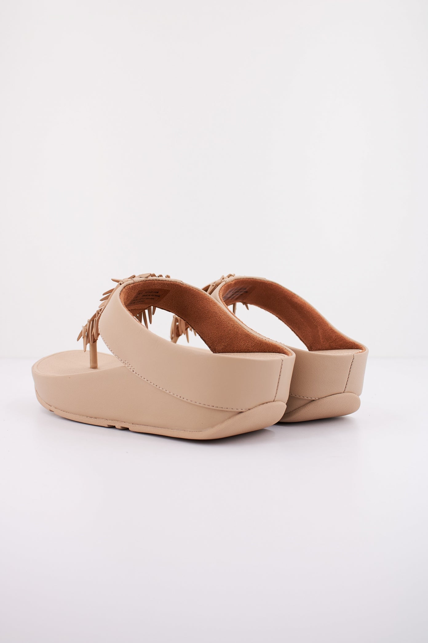 FITFLOP W RUMBA BEADED LEATHER TOE en color NUDE  (3)