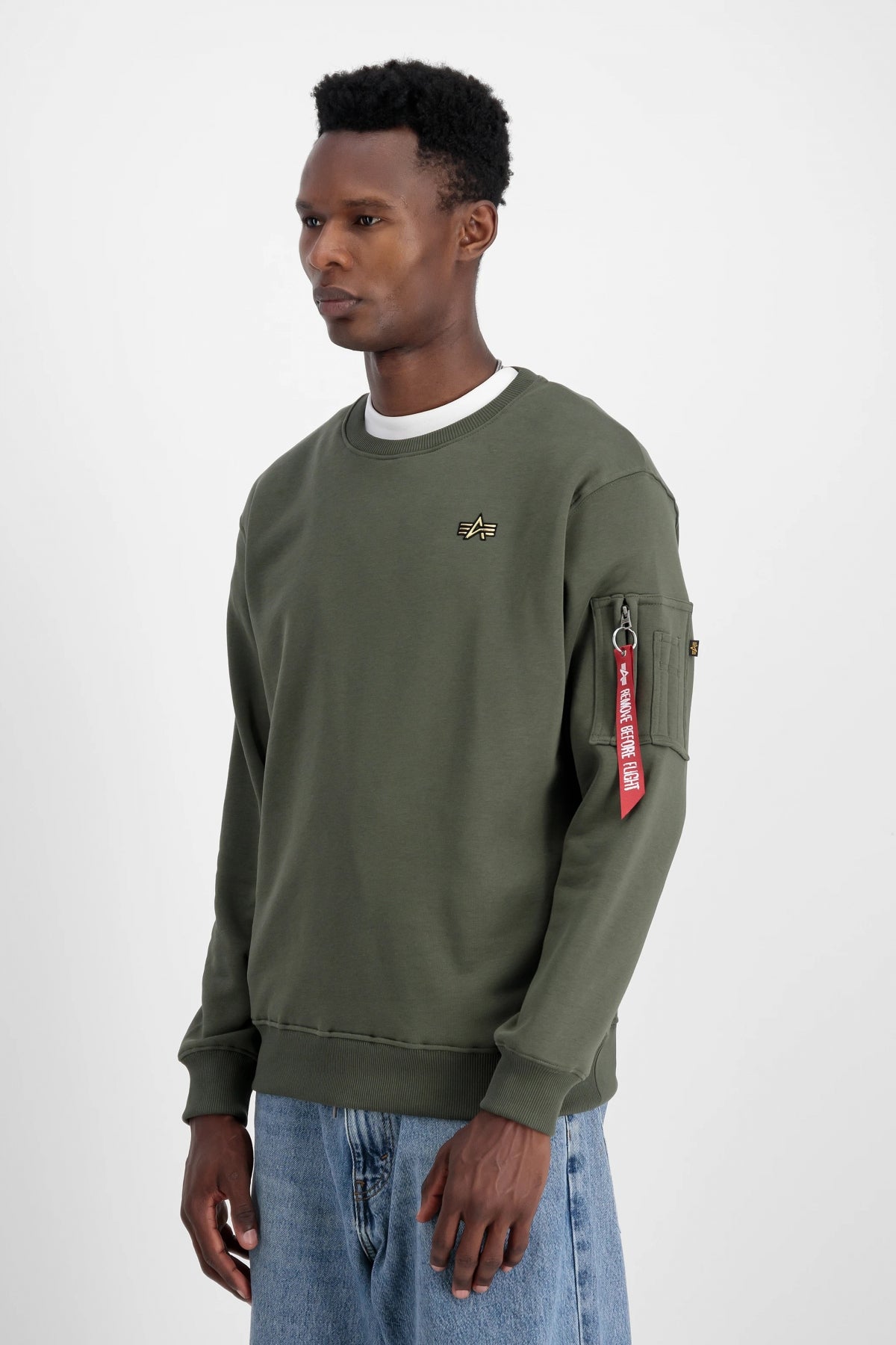 ALPHA INDUSTRIES D SMALL LOGO en color VERDE  (3)