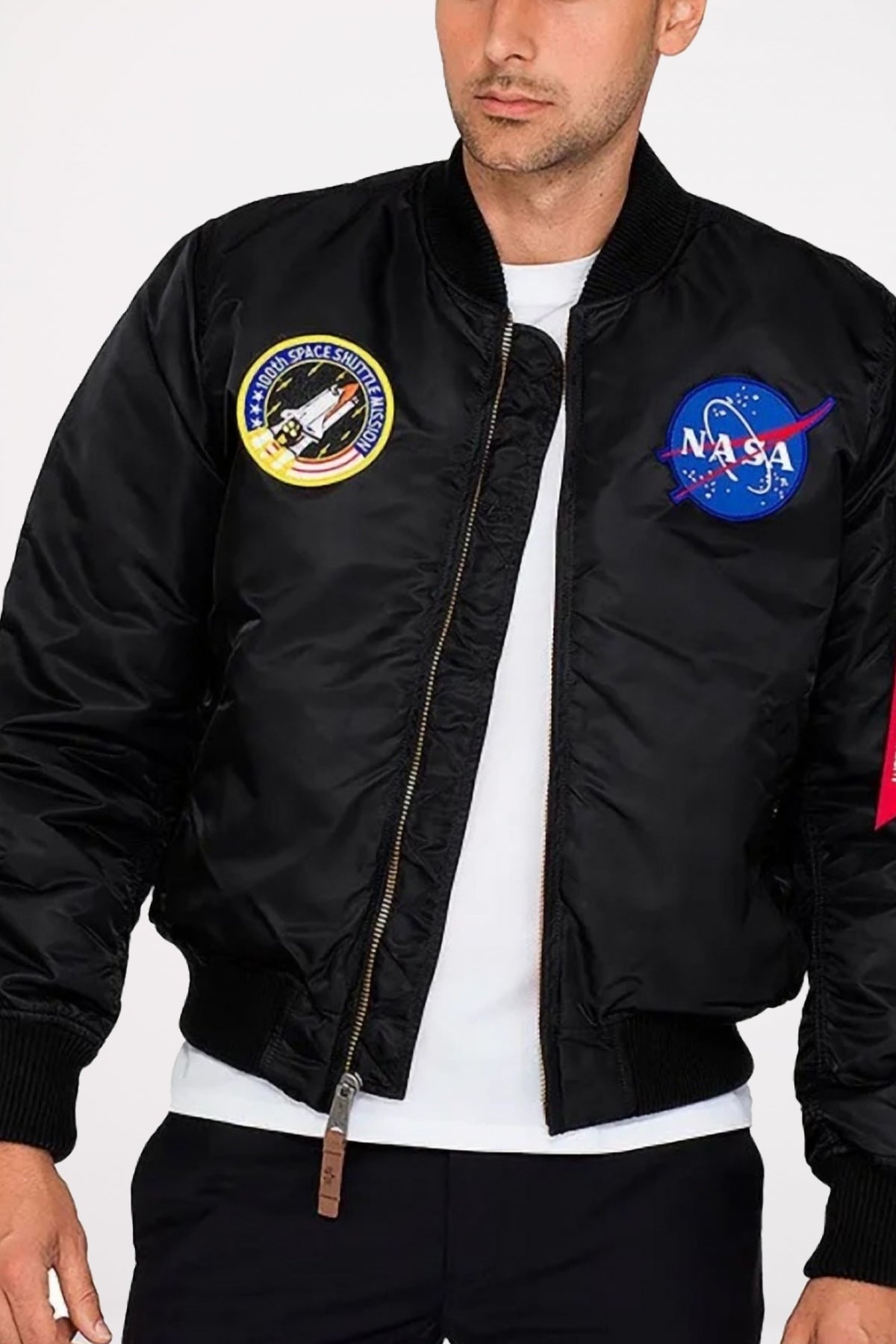 ALPHA INDUSTRIES  MA VF NASA  en color NEGRO  (1)