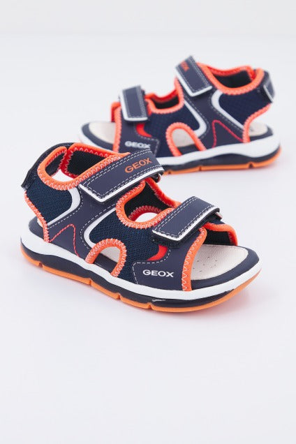 GEOX B SANDAL TODO BOY A en color AZUL  (2)