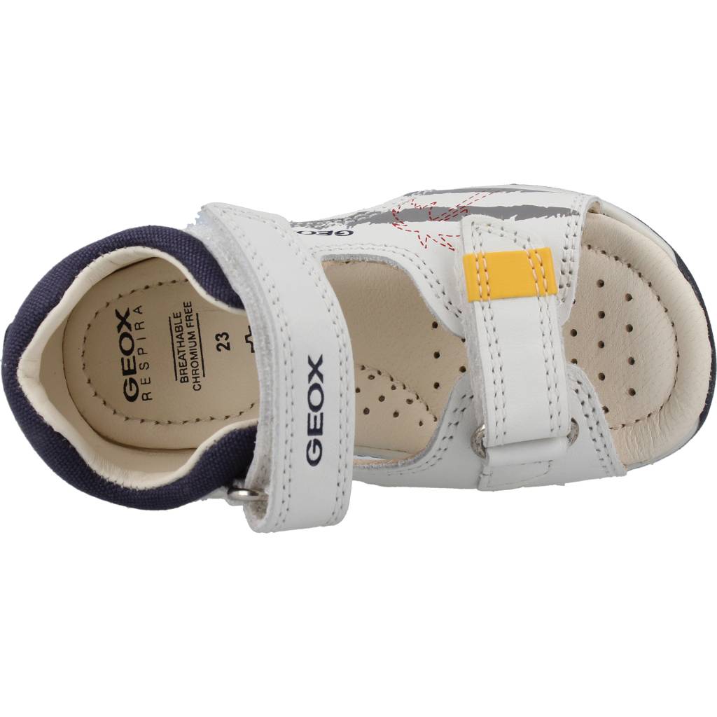 GEOX B SANDAL TAPUZ BOY C en color BLANCO  (7)