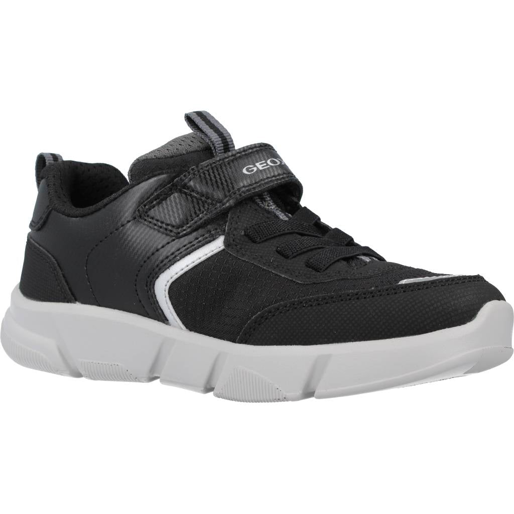 GEOX  J ARIL BOY A en color NEGRO  (5)