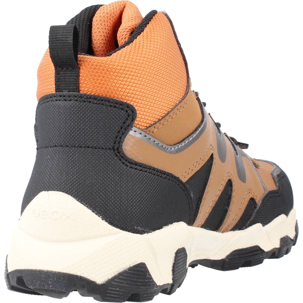 GEOX  J MAGNETAR BOY B ABX en color NARANJA  (3)