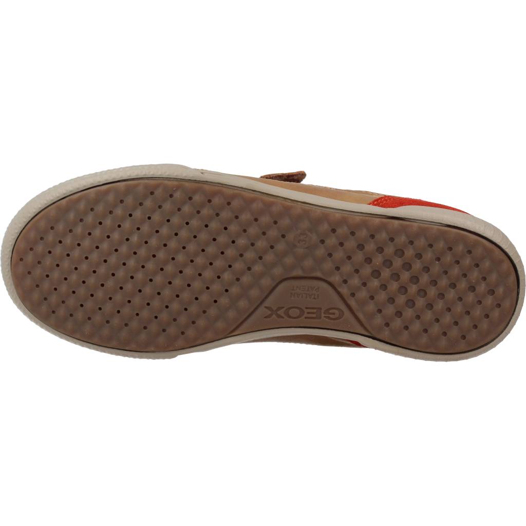 GEOX J POSEIDO BOY C en color MARRON CLARO  (6)