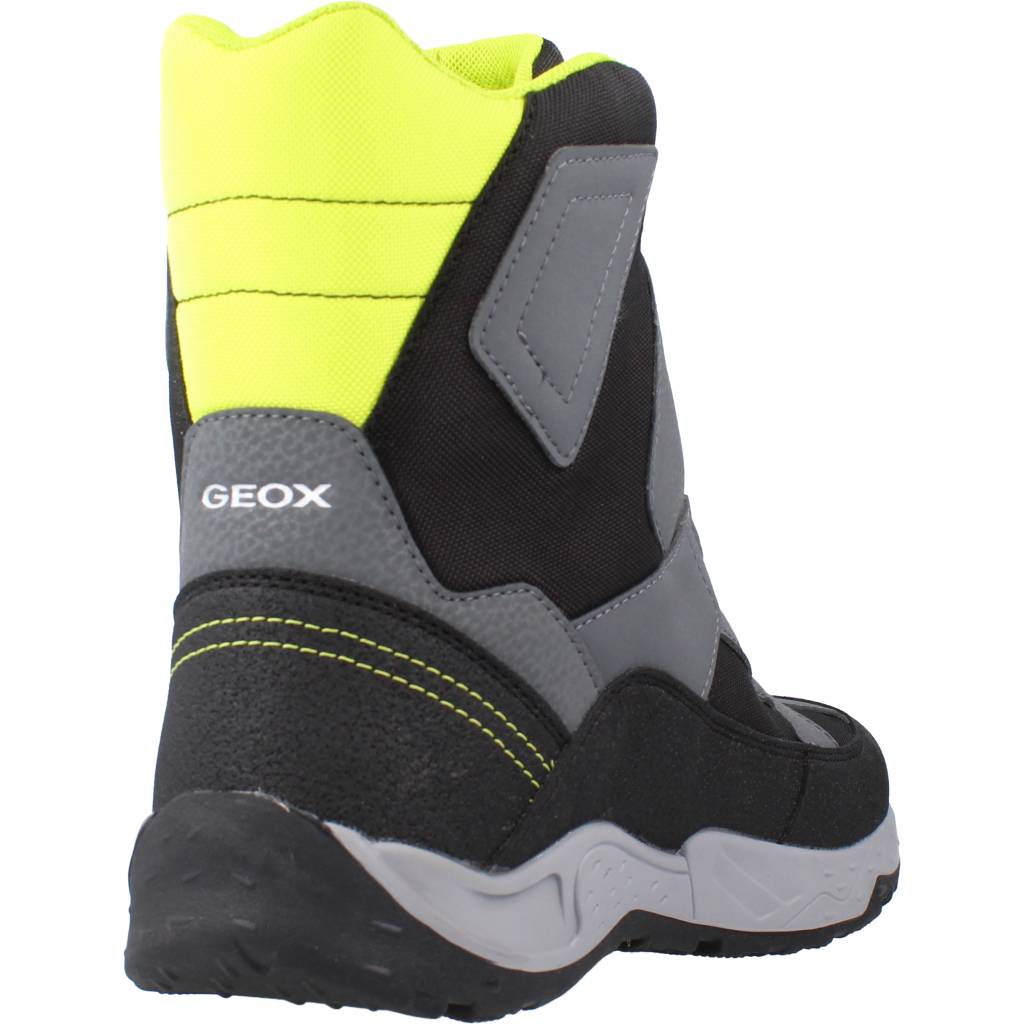 GEOX  J SENTIERO BOYBWPF C en color GRIS  (3)