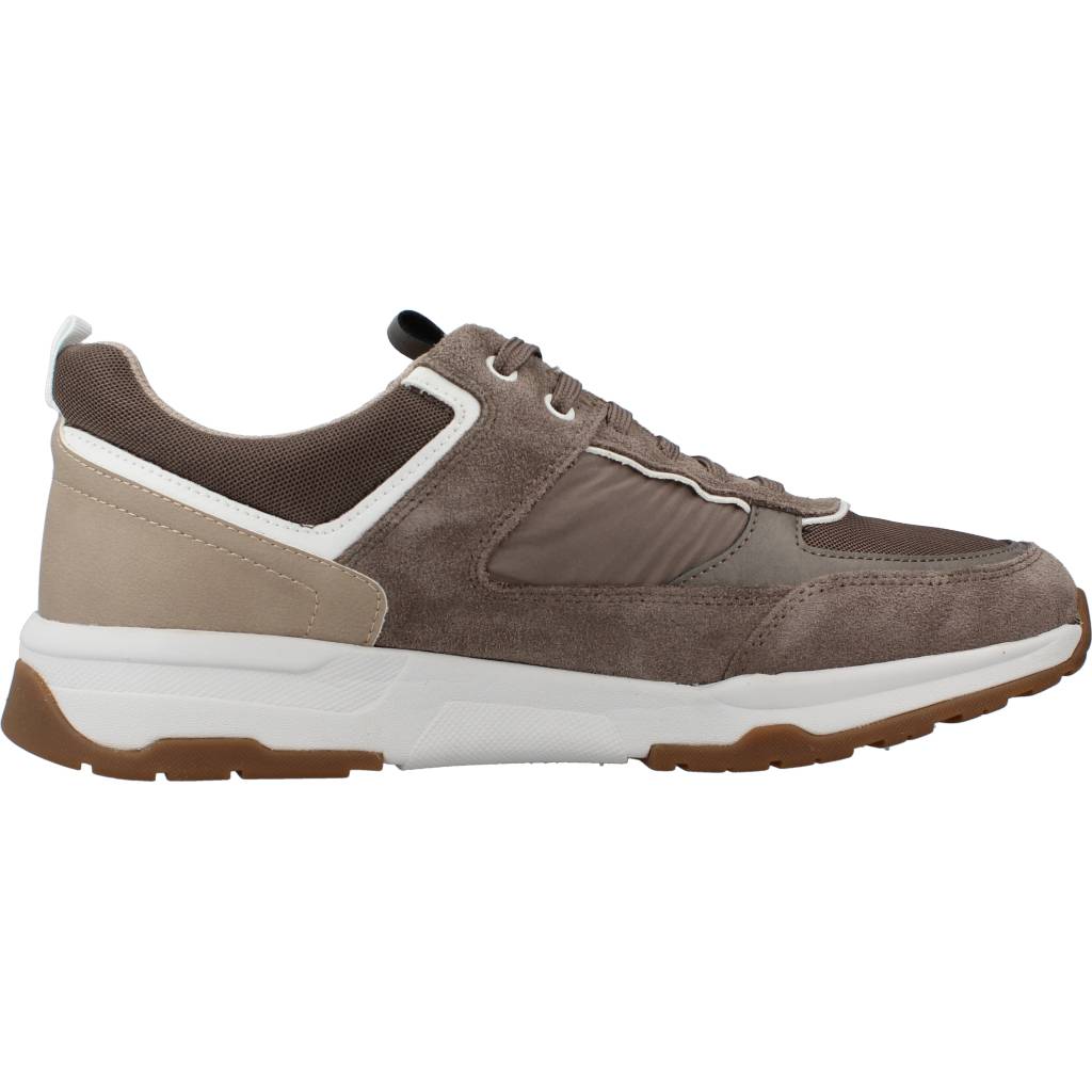 GEOX  U LITIO en color MARRON  (4)