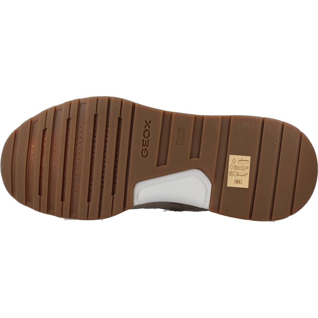 GEOX  U LITIO en color MARRON  (6)